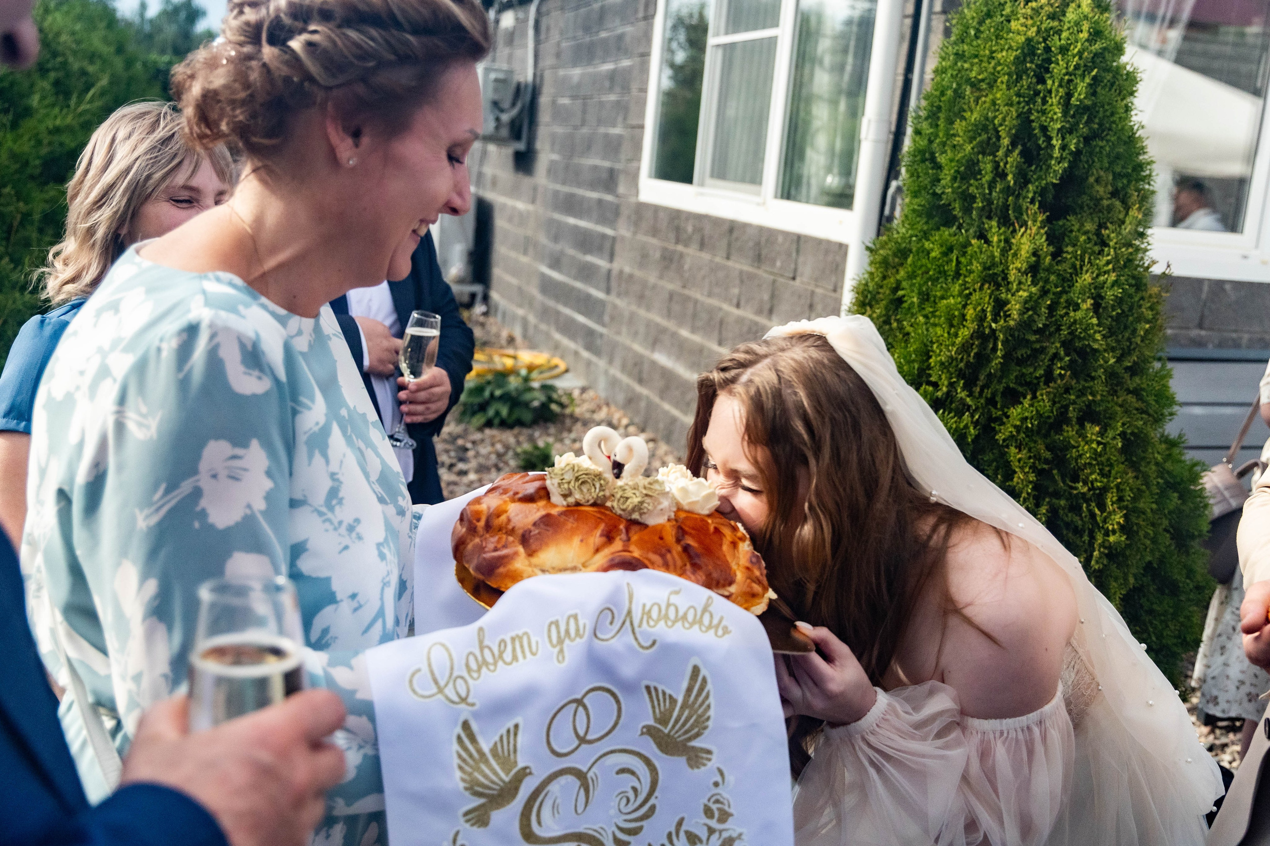 Свадебная фотосессия свадебный фотограф Татьяна Марсуверских свадебная фотопрогулка Москва Жуковский. Фотограф для маркетплейсов, фотоуслуги в Жуковском Татьяна Марсуверских