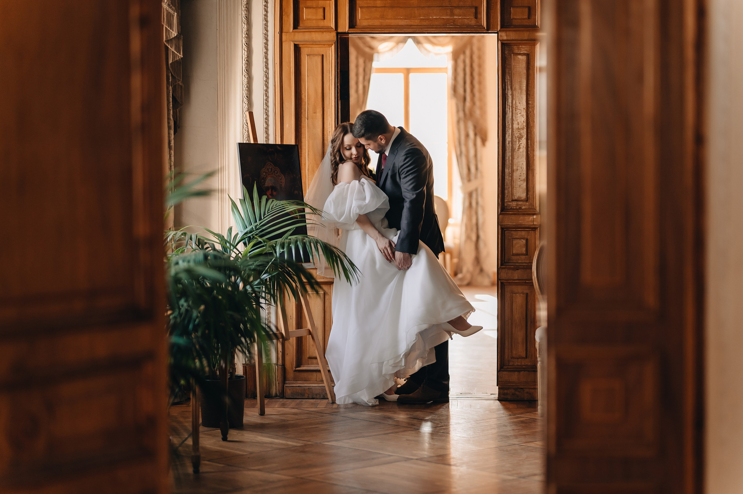 Свадебная фотосессия в библиотеке им. Пушкина. Портретный фотограф Москва Светлана Кашура