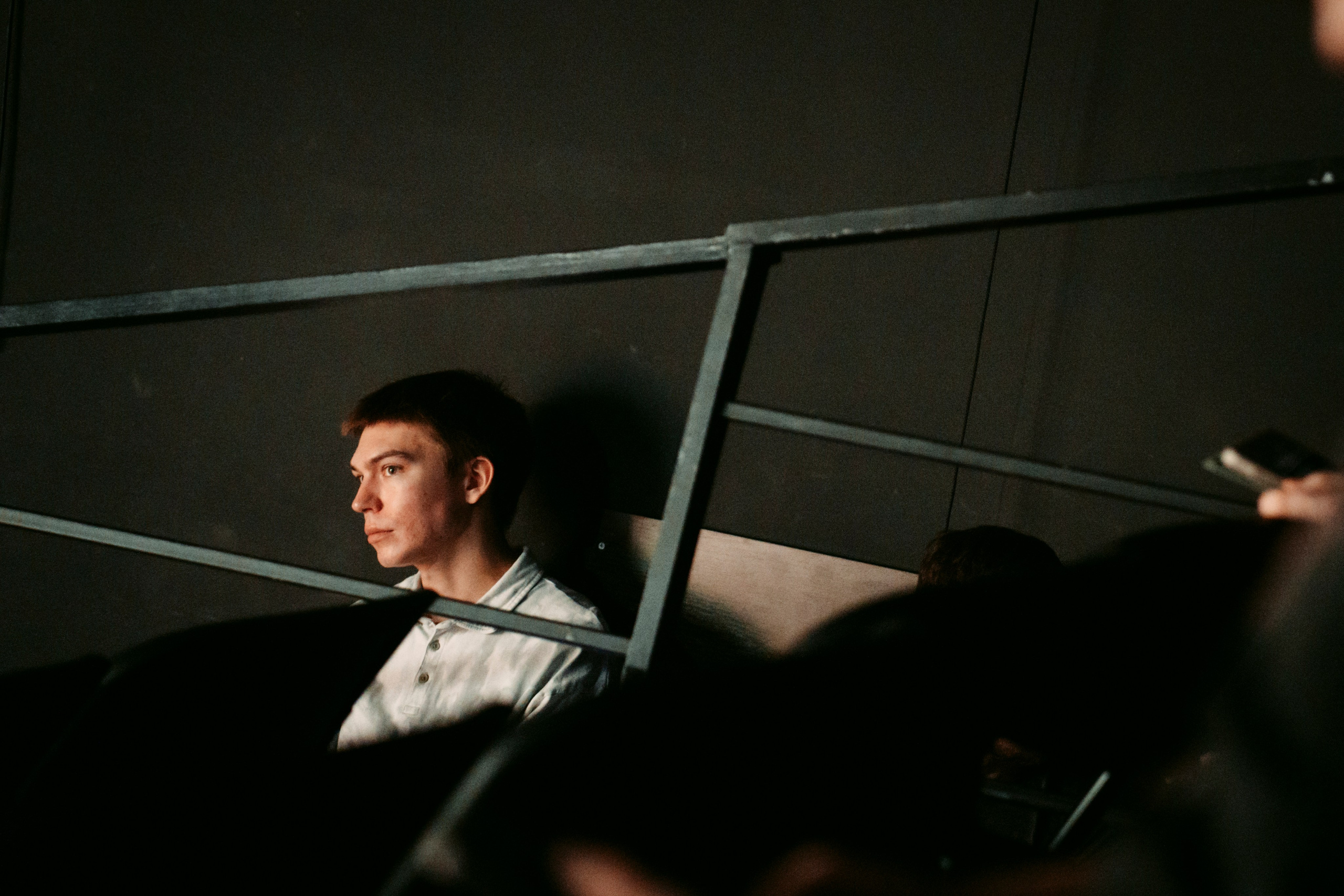 Затворник и Шестипалый. Главная