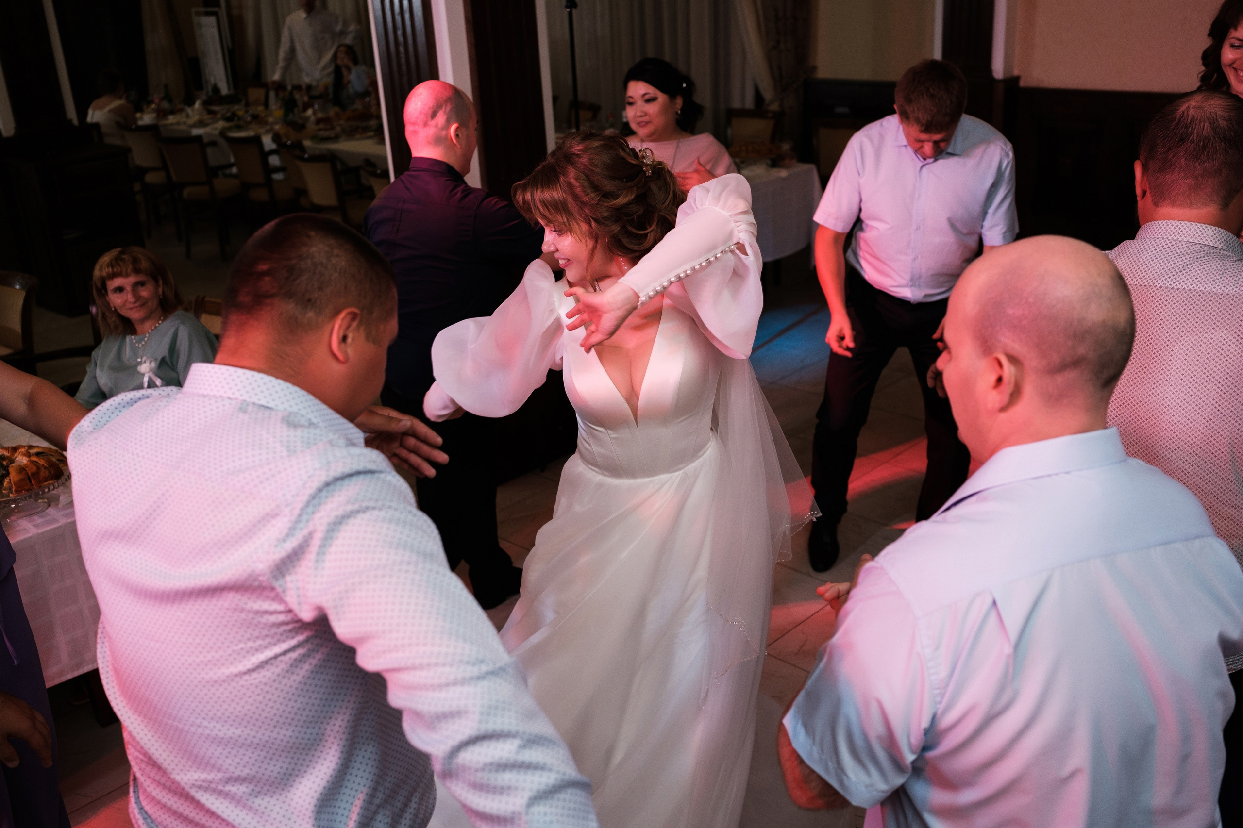 Виктор и Анна. Свадебный фотограф | репортаж | праздники | крещение