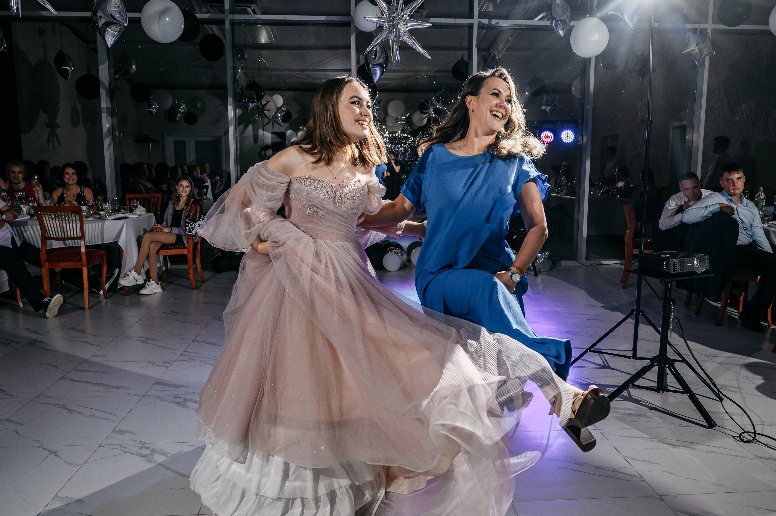 Выпускной СОШ «Ступени». Фотограф Владивосток. Игорь Кирсанов