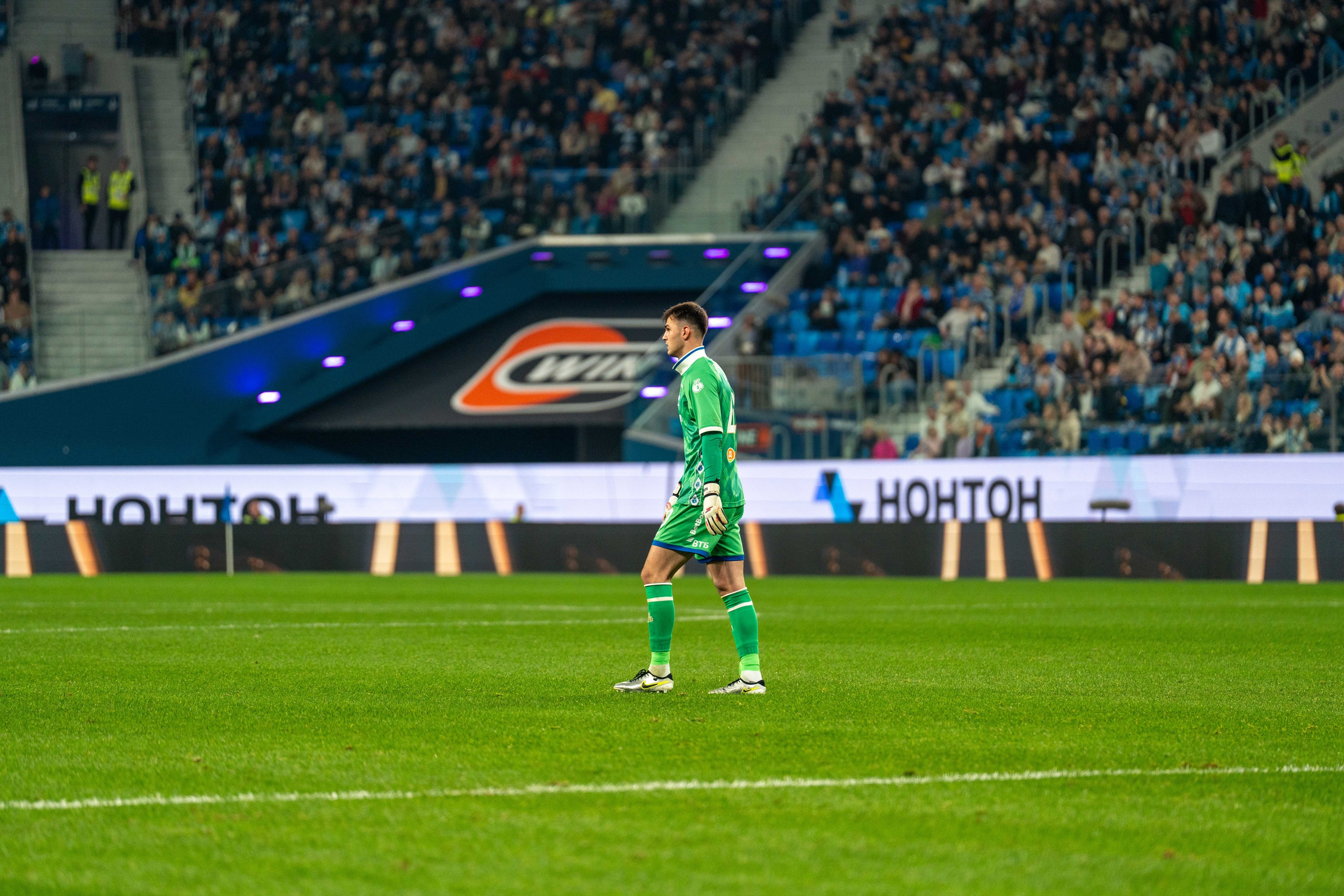 Зенит — Динамо (Москва): фотогалерея РПЛ, 13 тур на Газпром Арене | Антон Гауф. Спортивный фотограф в Санкт-Петербурге | Антон Гауф