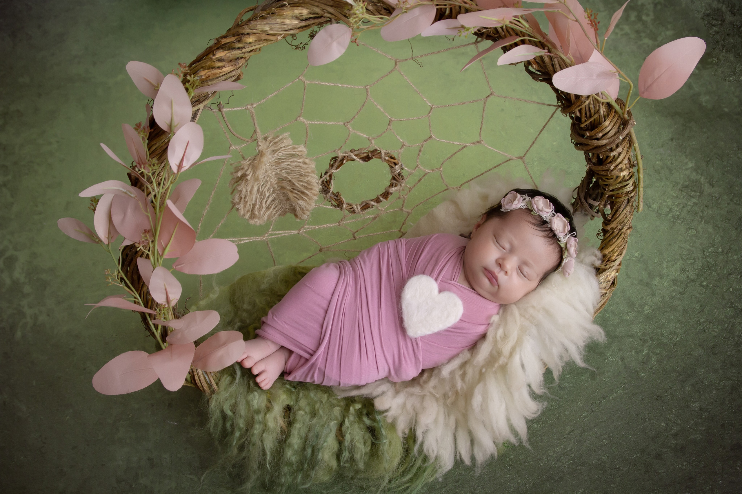 Портфолио. Самая первая фотосессия малыша! Профессиональная съемка новорожденных Newborn в Москве и МО!