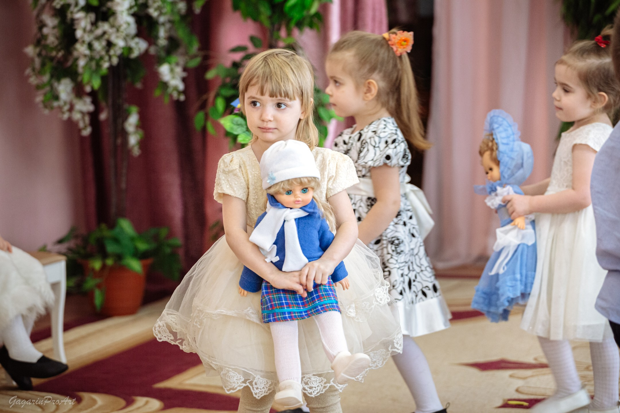 Репортажная съёмка в саду на праздник. GagarinProArt