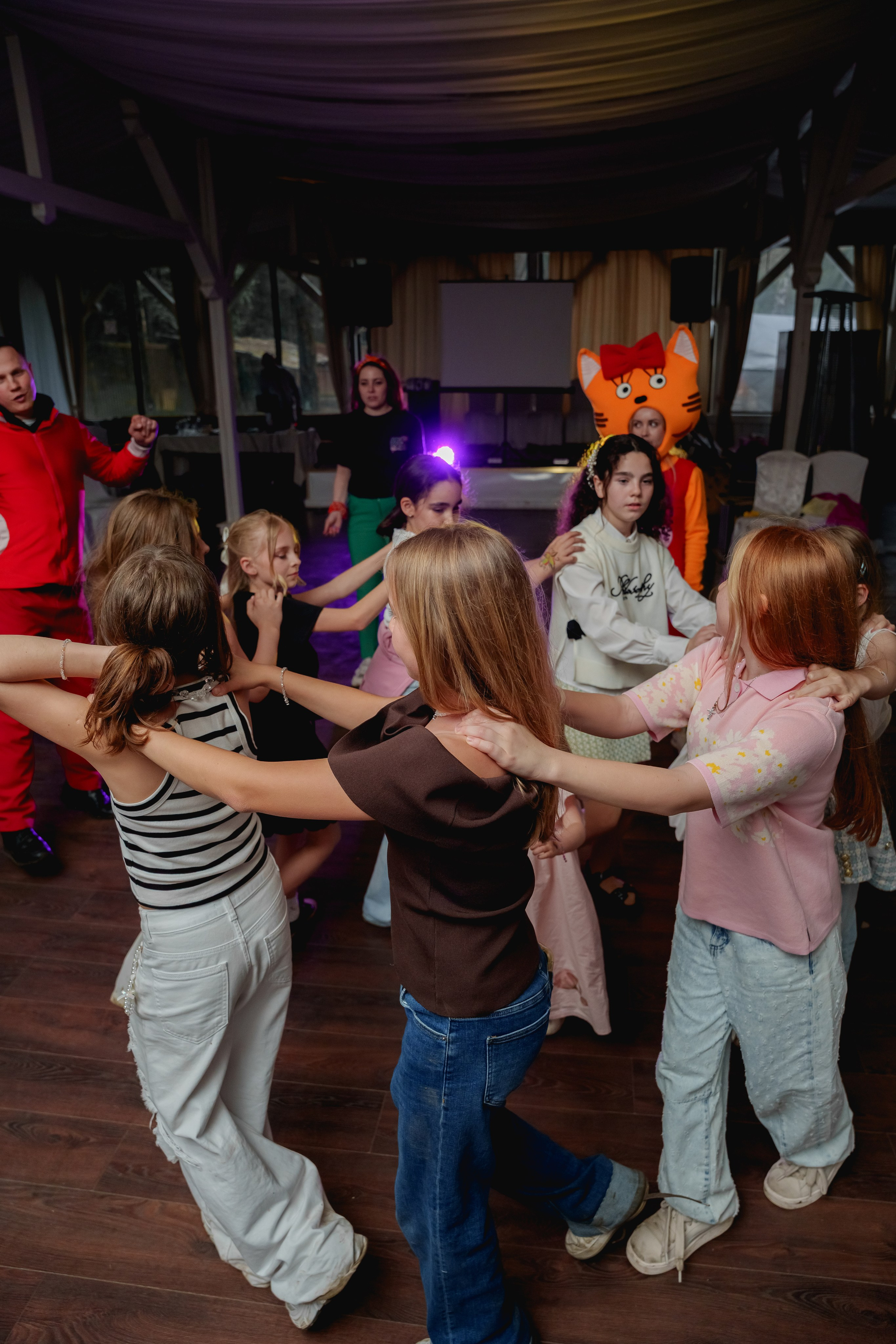 Выпускной 9 класс. Станислав Тюрин Фотограф Москва. Индивидуальные и семейные фотосессии;