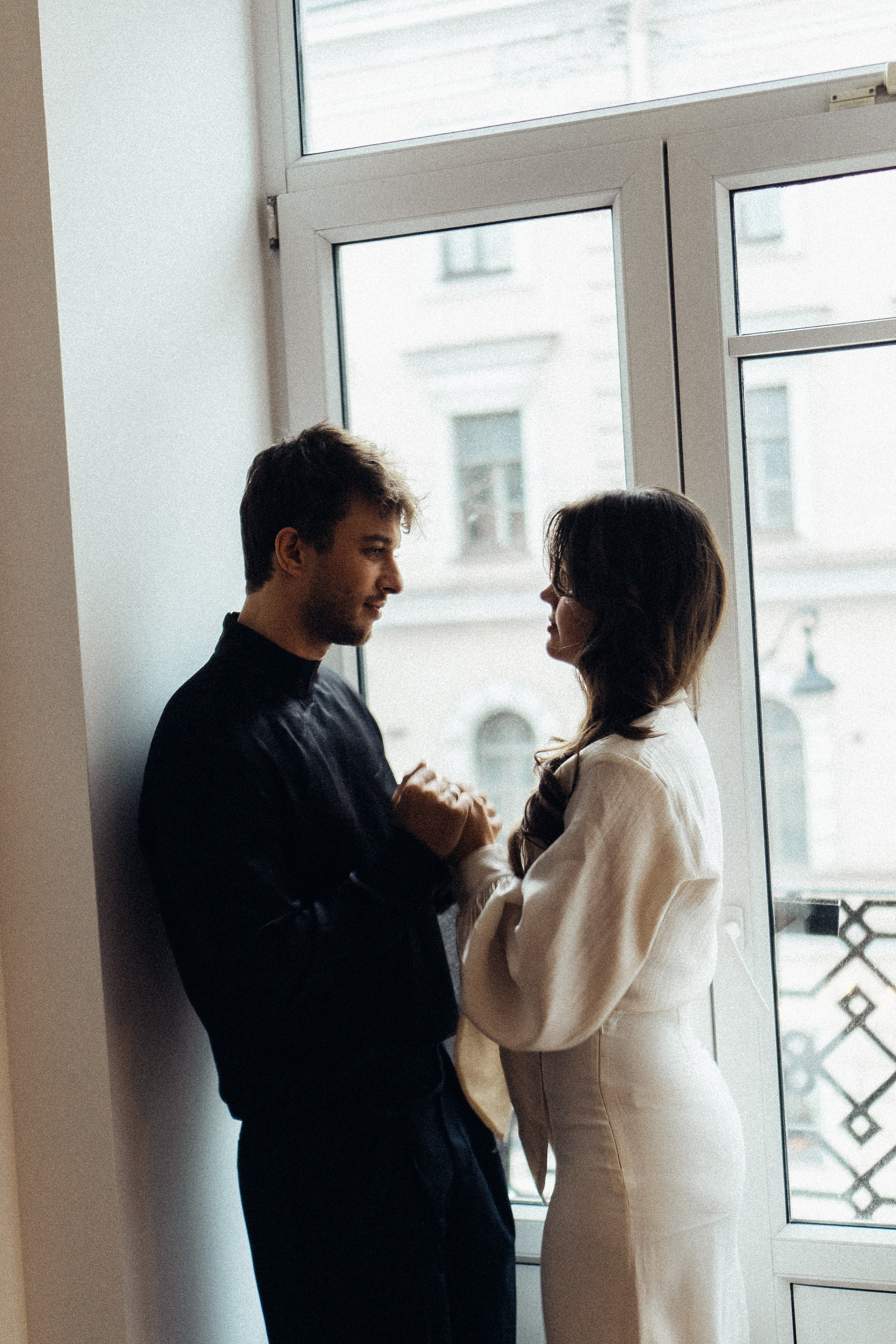 УТРО ЖЕНИХА И НЕВЕСТЫ В ПИТЕРСКОЙ КВАРТИРЕ И СЬЕМКА С СВАДЕБНЫХ ОБРАЗАХ. Профессиональный фотограф, Санкт-Петербург — Виктория Богомолова