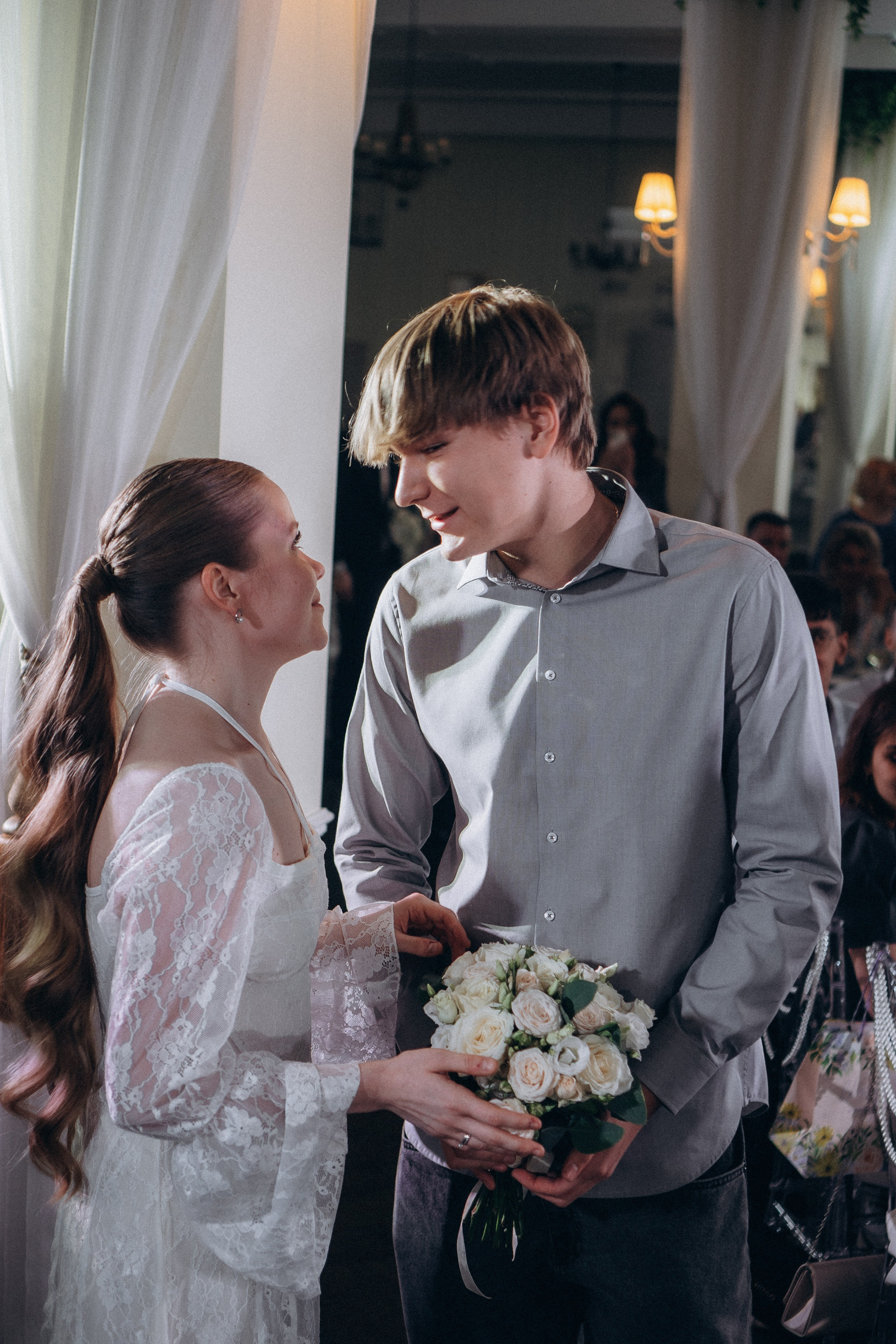 СВАДЕБНАЯ СЬЕМКА СБОРОВ В ОТЕЛЕ И ВЫЕЗД НА ЦЕРЕМОНИЮ (СНЯТО В СИБИРЕ В НИЖНЕВАРТОВСКЕ). Профессиональный фотограф, Санкт-Петербург — Виктория Богомолова