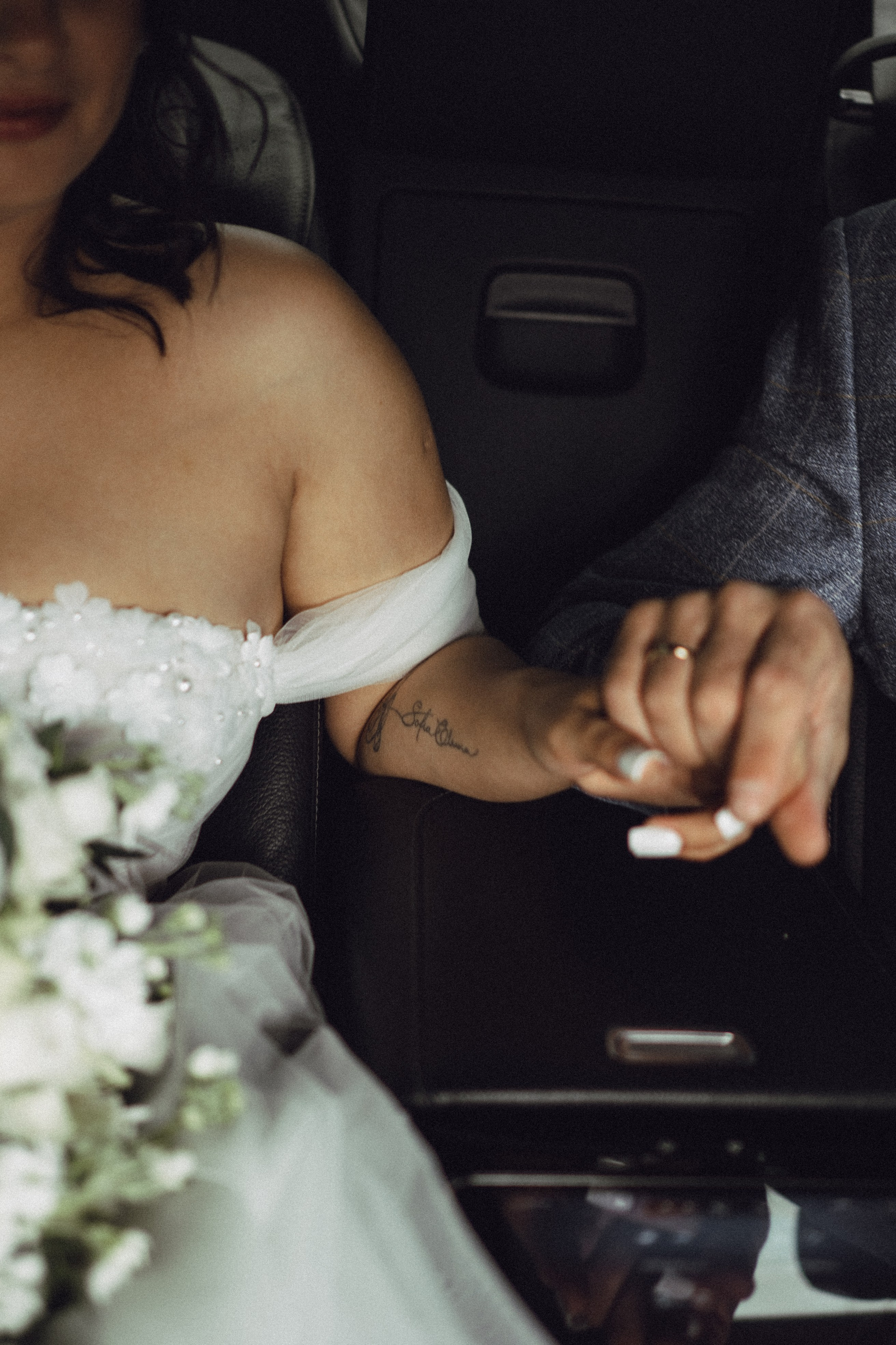 СВАДЕБНАЯ ПРОГУЛКА РЕСТОРАН МЫ ЖЕ НА ТЫ И ФОТОСЕССИИЯ С АВТОМОБИЛЕМ. Профессиональный фотограф, Санкт-Петербург — Виктория Богомолова