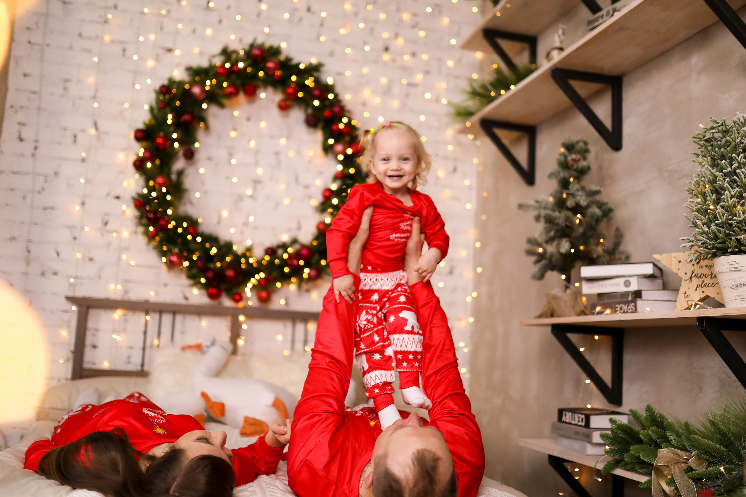 Семейная история в зале Вайт. ФОТОГРАФ ХАБАРОВСК АНАСТАСИЯ РАЧЕНКОВА