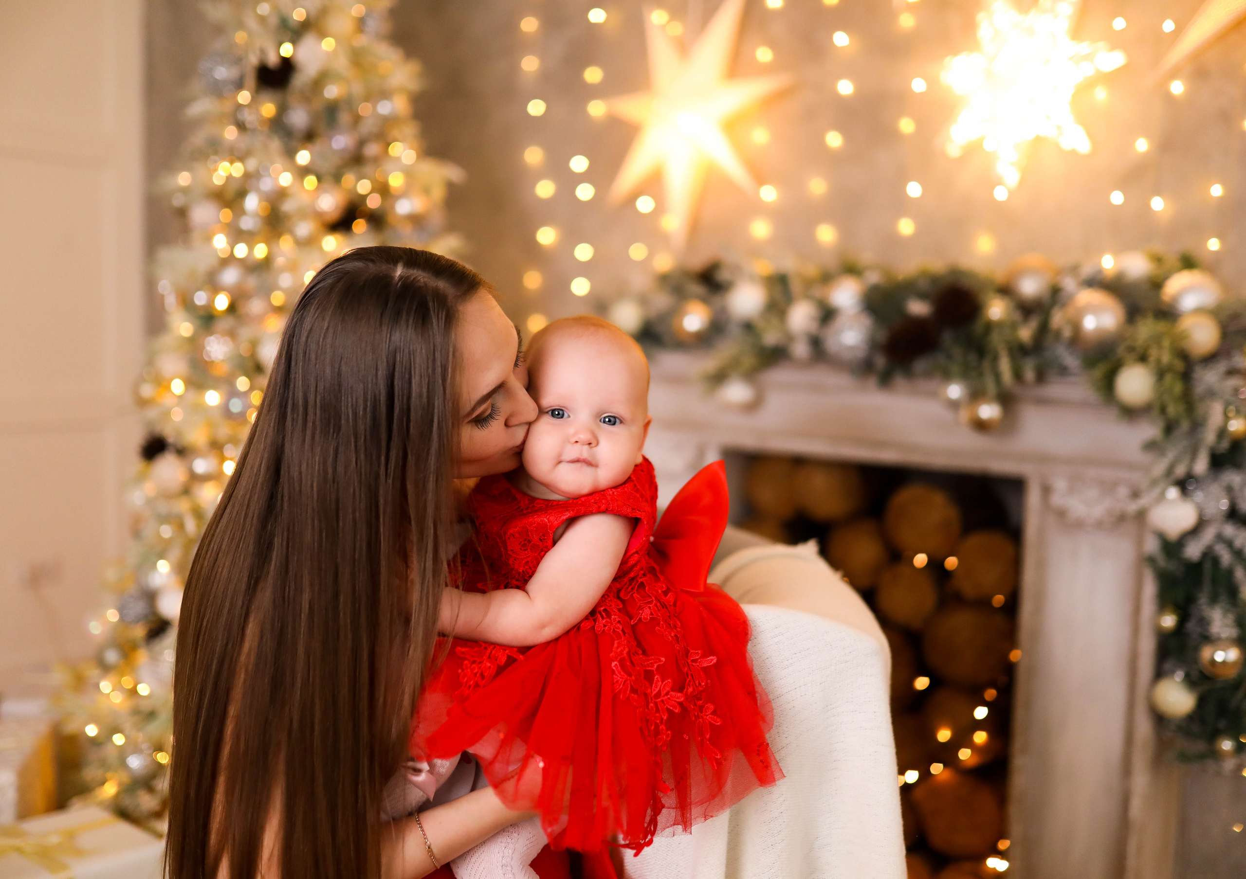 Семейная фотосессия в снежном зале Лофт. ФОТОГРАФ ХАБАРОВСК АНАСТАСИЯ РАЧЕНКОВА