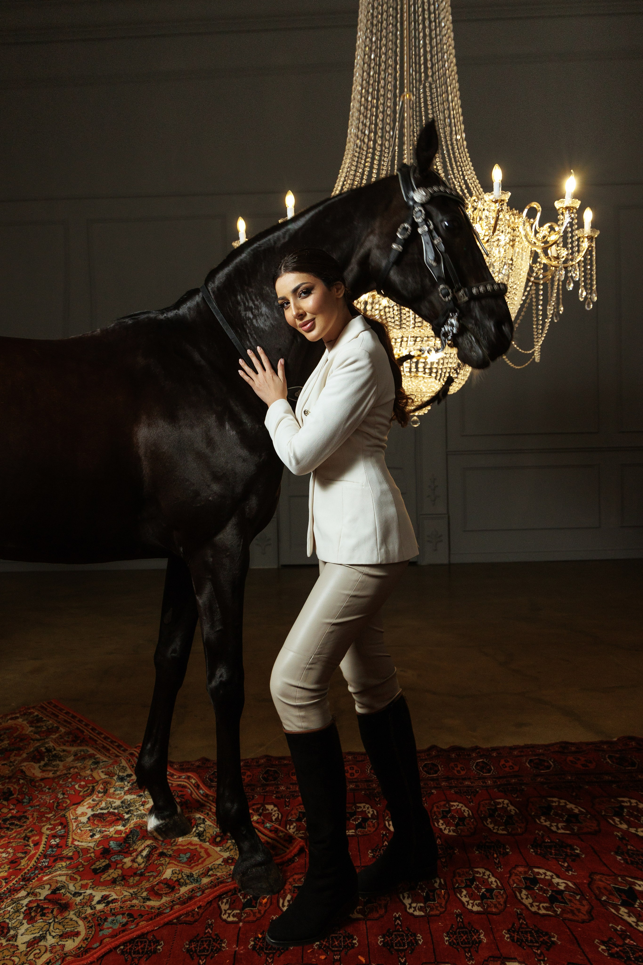 Лошадь в особняке. Марковкина КрисТина