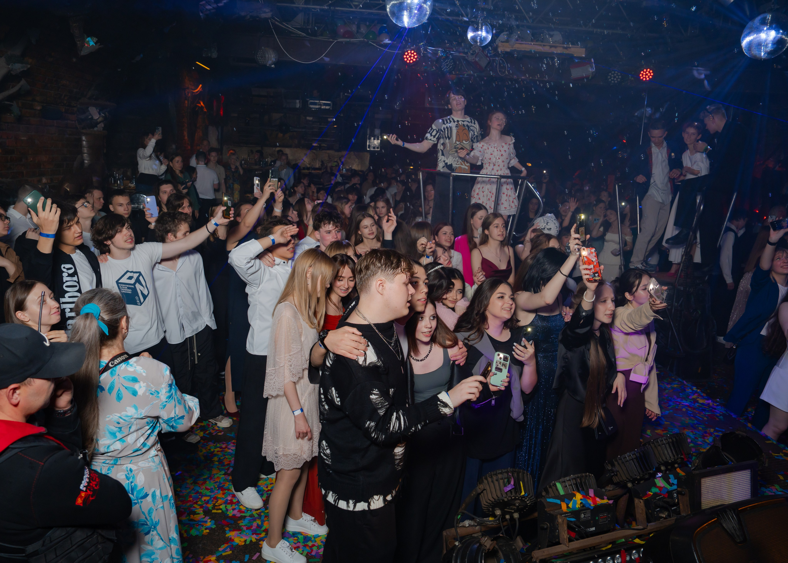 Выпускной Байк Центр «Ночные волки» 11 класс. Крамер Юлиана детский и семейный фотограф