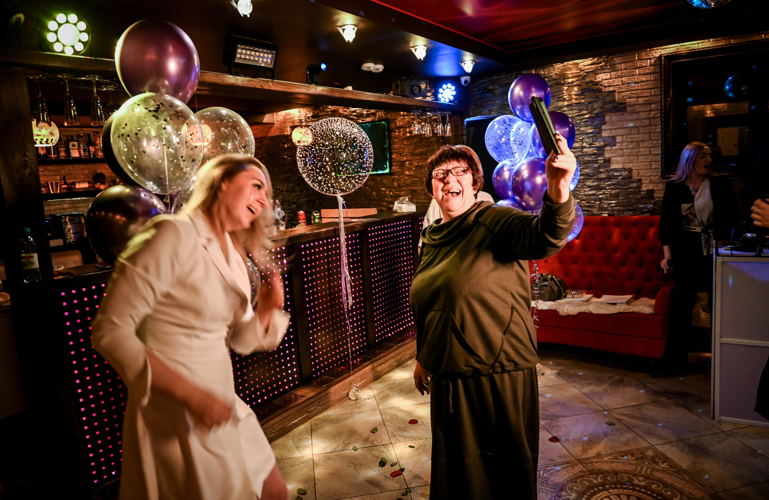 День рождения. Свадебный, семейный, детский, контент фотограф в Омске Максим Ильин