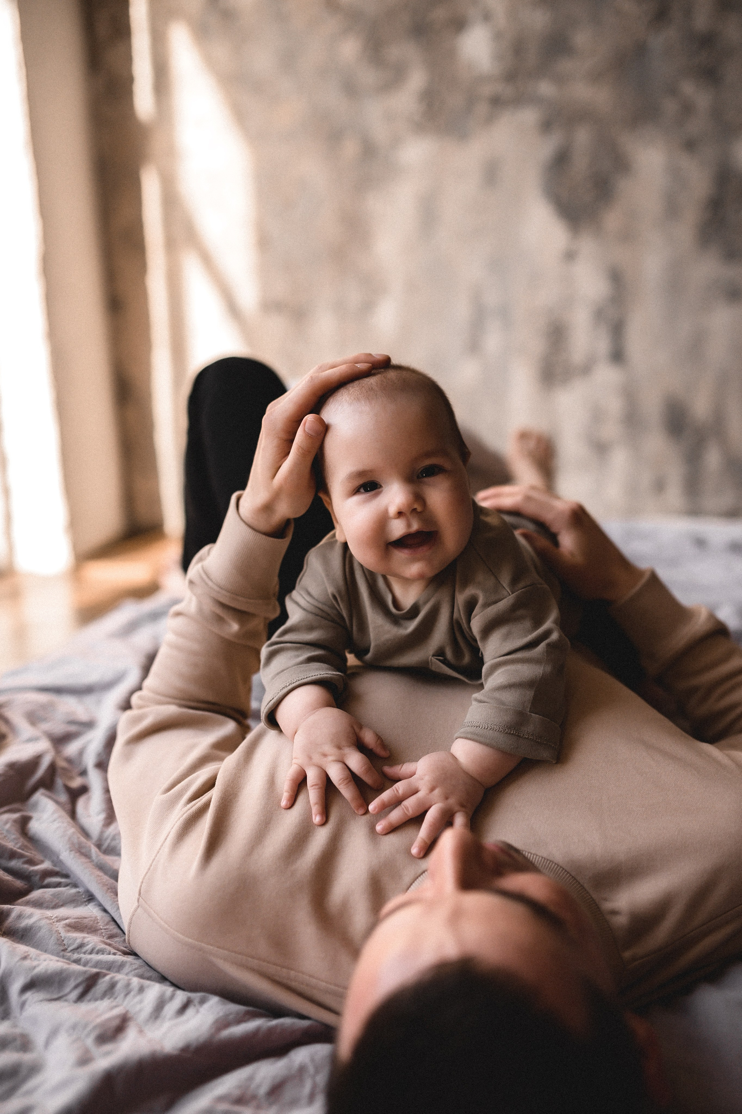 Вова, Юля и Максим в студии Москва. Семейный и свадебный lifestyle-фотограф в Москве Мария Петрова