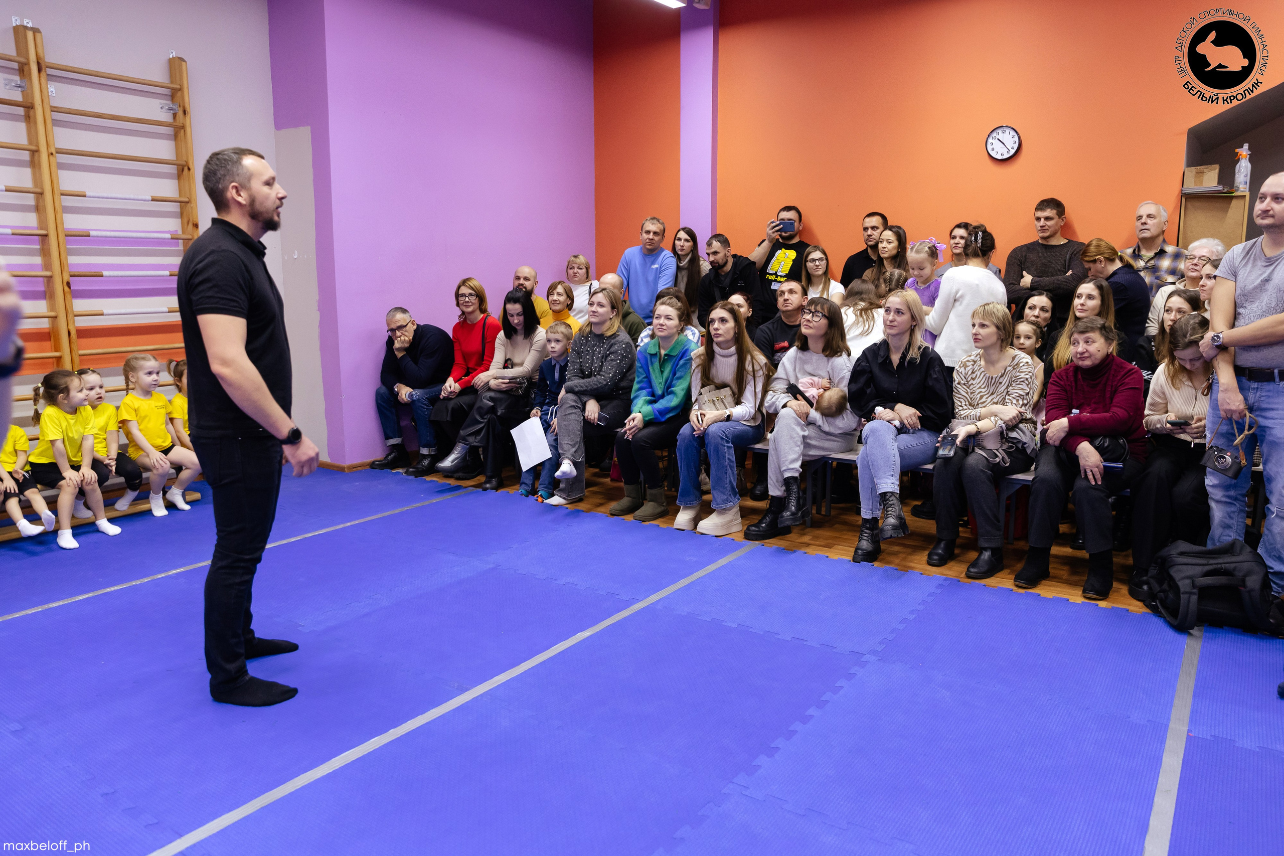 Белый кролик. Соревнования. Семейный фотограф — Макс Белогрудов