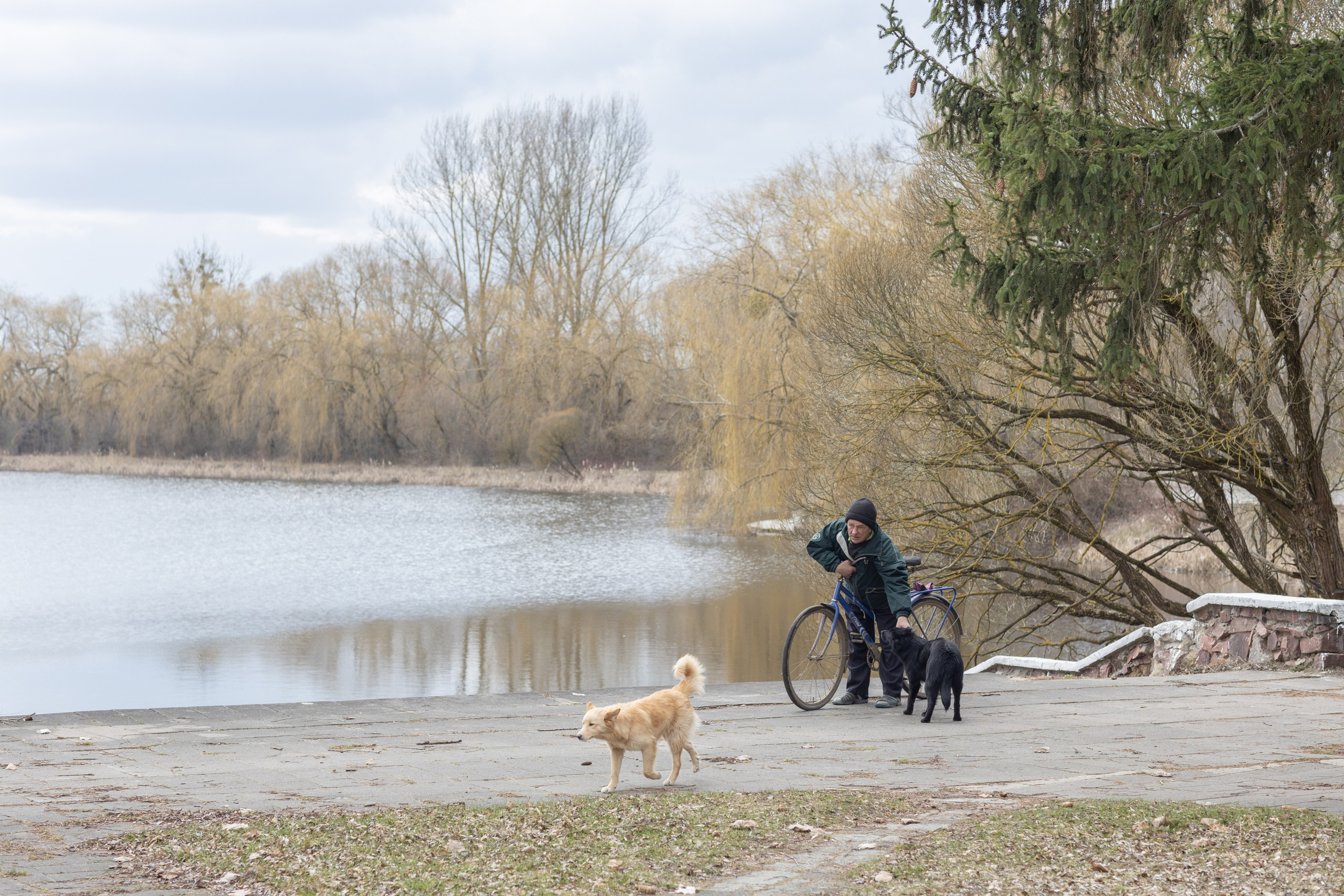 Street. Documentary photographer Anton Zdanovich