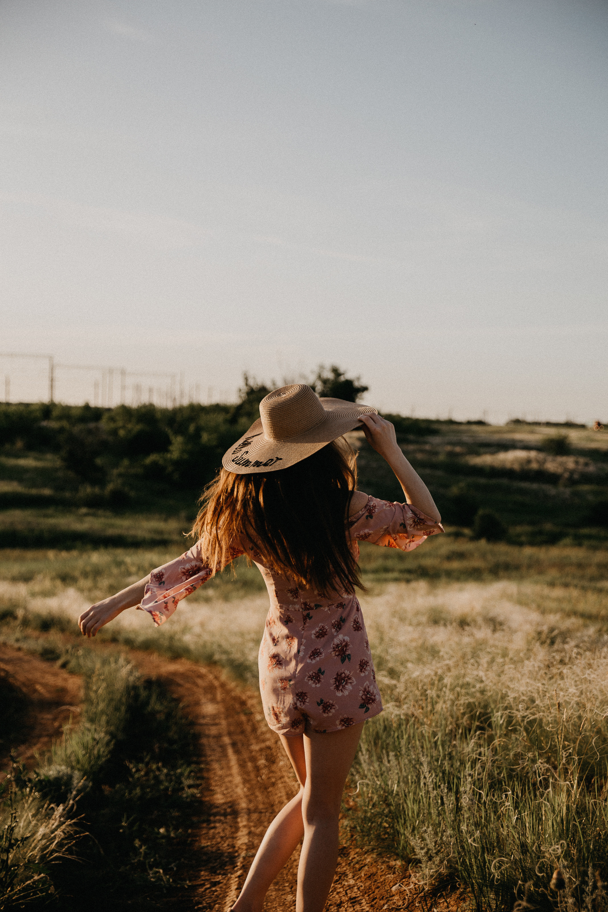 Фотосессия на закате Волжский. Свадебный и семейный фотограф в Волгограде Кристина Иванова
