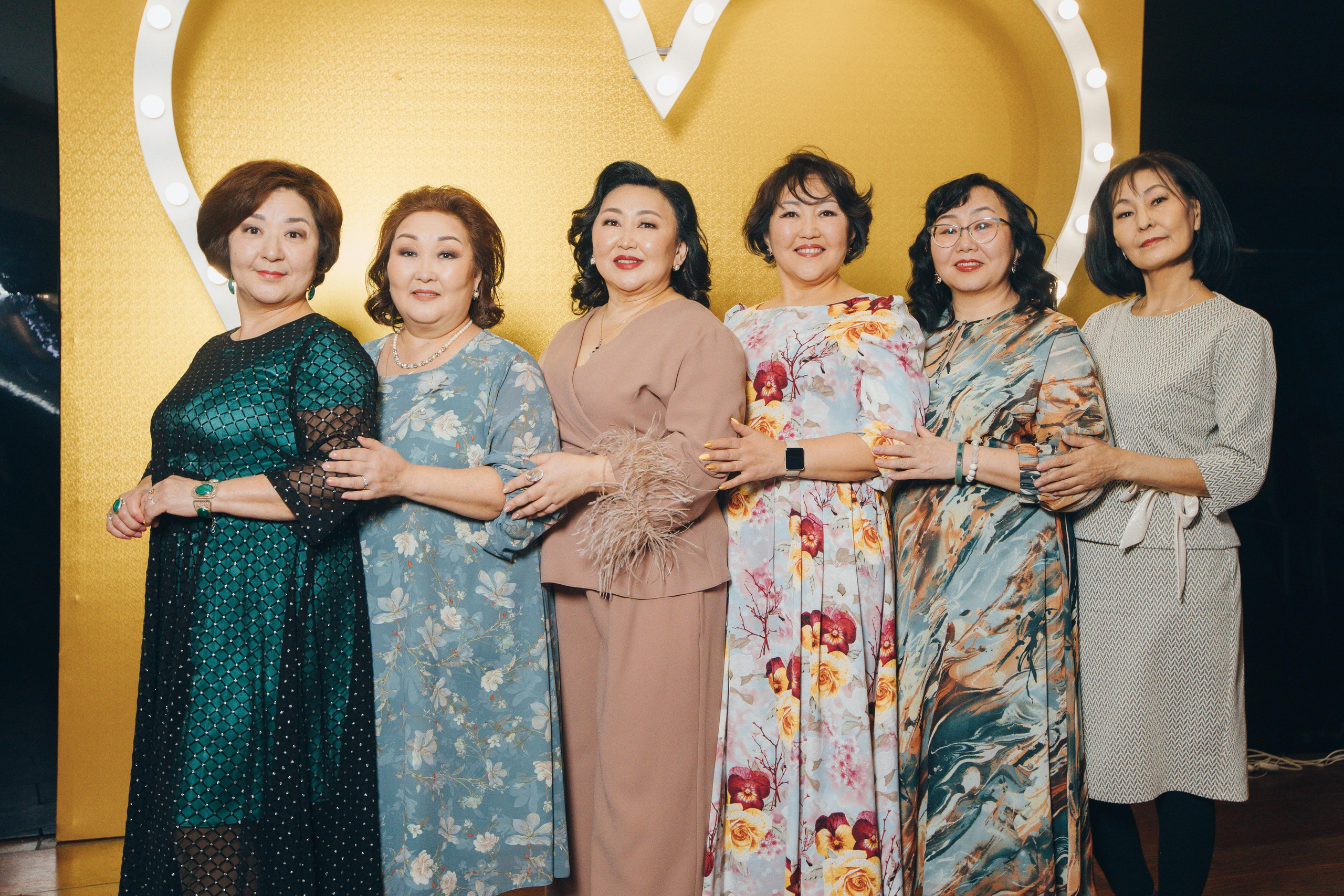 Юбилей Марии Романовны. Фотограф в Якутске Сулустаан Алексеев