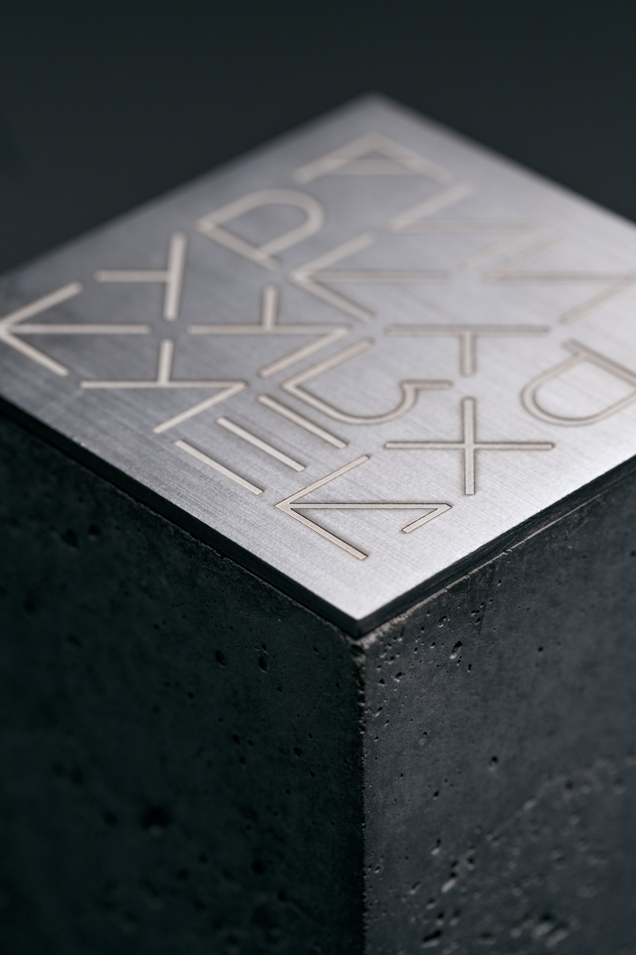 Статуэтки архитектурной премии «Эйгэ». Фотограф в Якутске Сулустаан Алексеев