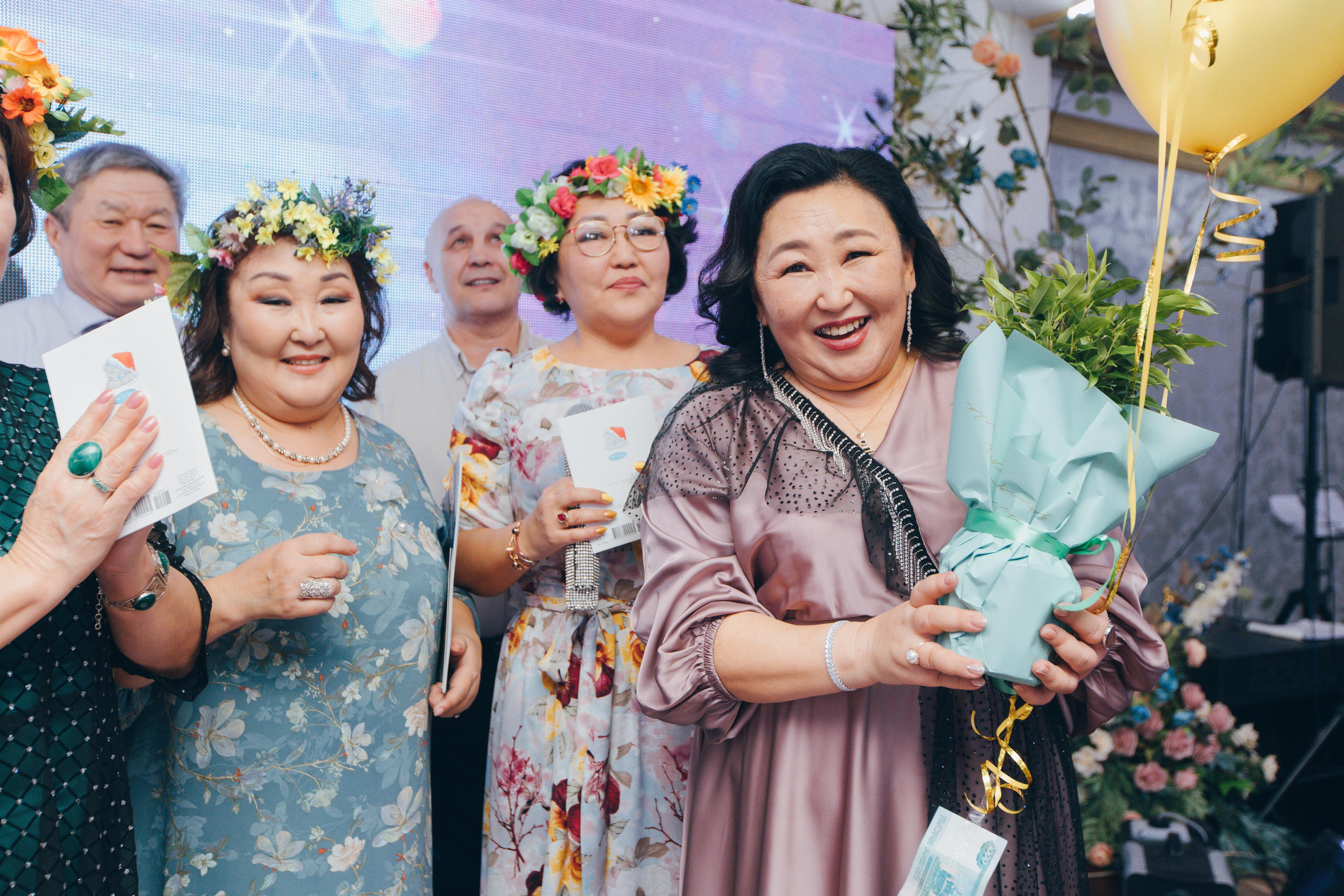 Юбилей Марии Романовны. Фотограф в Якутске Сулустаан Алексеев