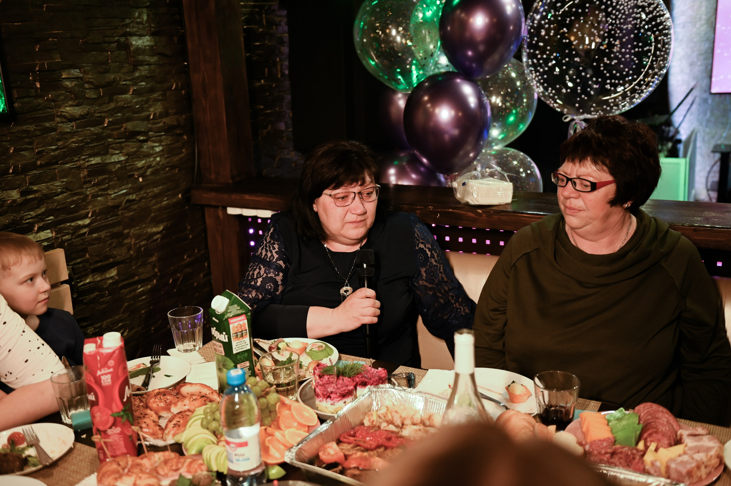 День рождения. Свадебный, семейный, детский, контент фотограф в Омске Максим Ильин