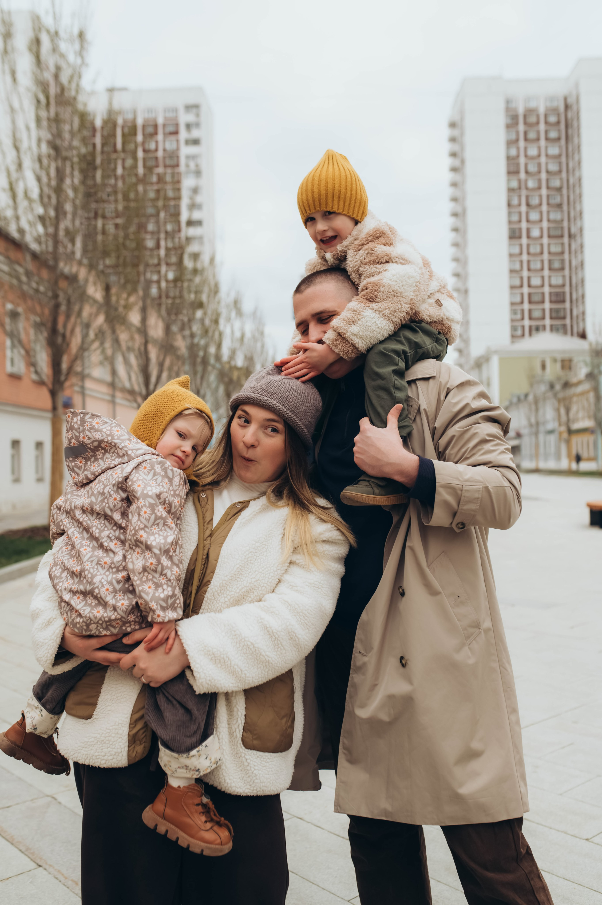 Городские забавы. Семейный и портретный фотограф Надежда Вылку