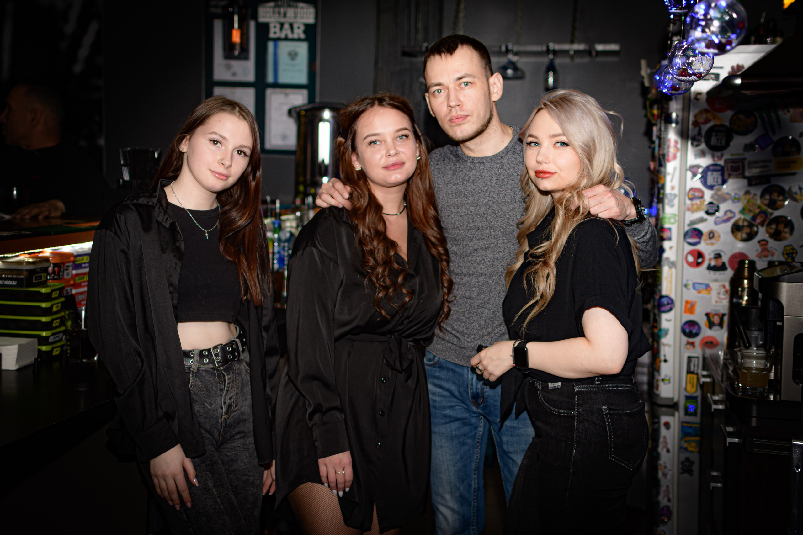 HOLLYWOOD / 6 YEARS. Photokarish