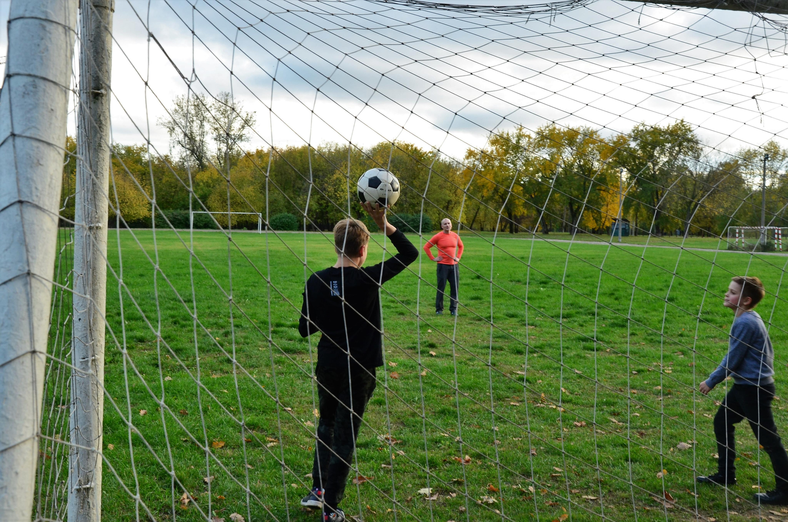 Семейная съемка в парке. В движении. Женский и семейный фотограф Людмила Богачкина