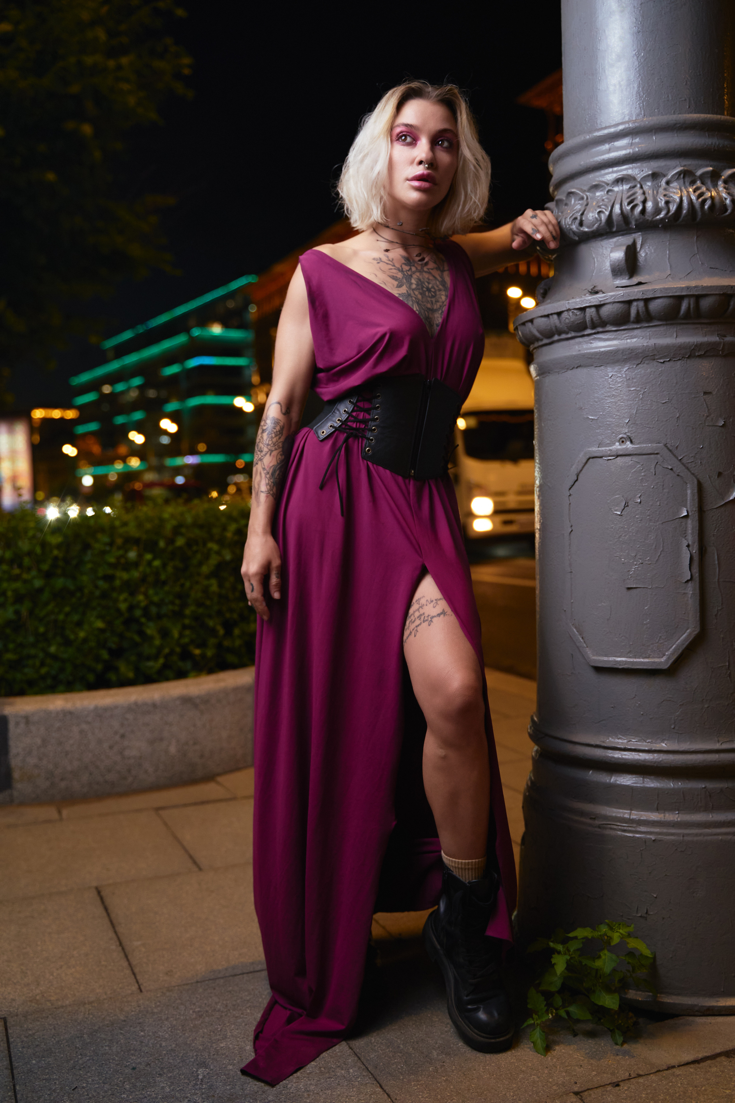 Вечерний стрит с Настей. Фотограф в Москве Михаил Елизарьев