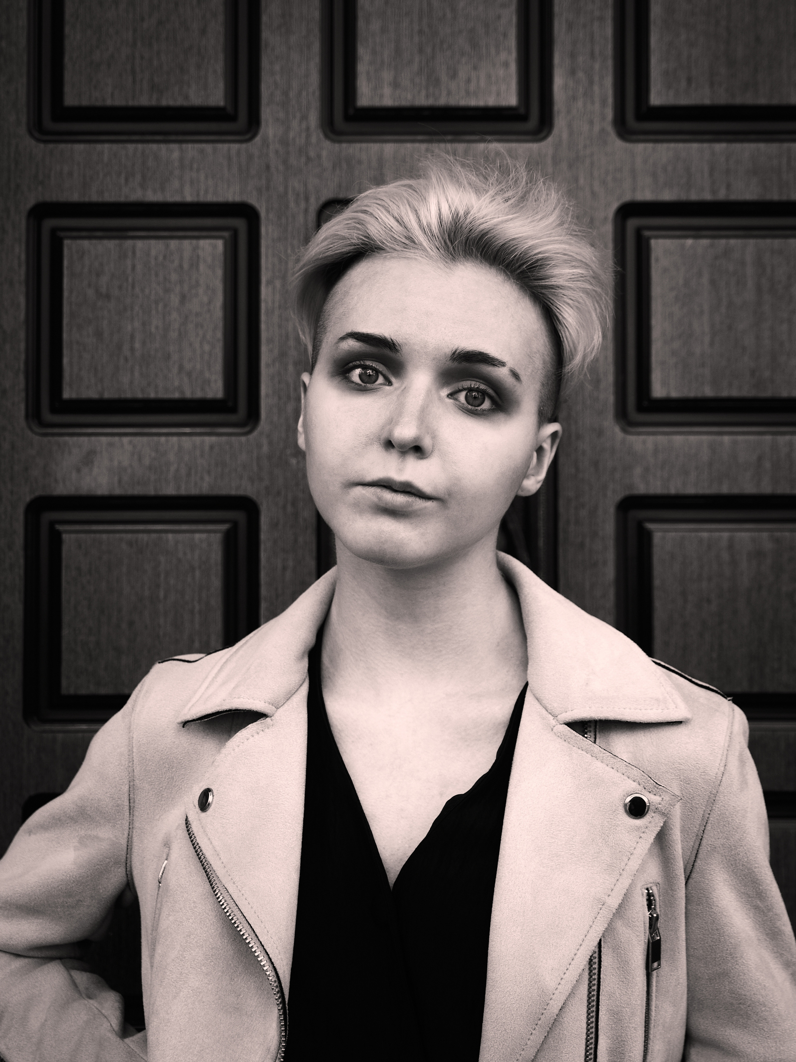 Стрит-съёмка с Марго. Фотограф в Москве Михаил Елизарьев