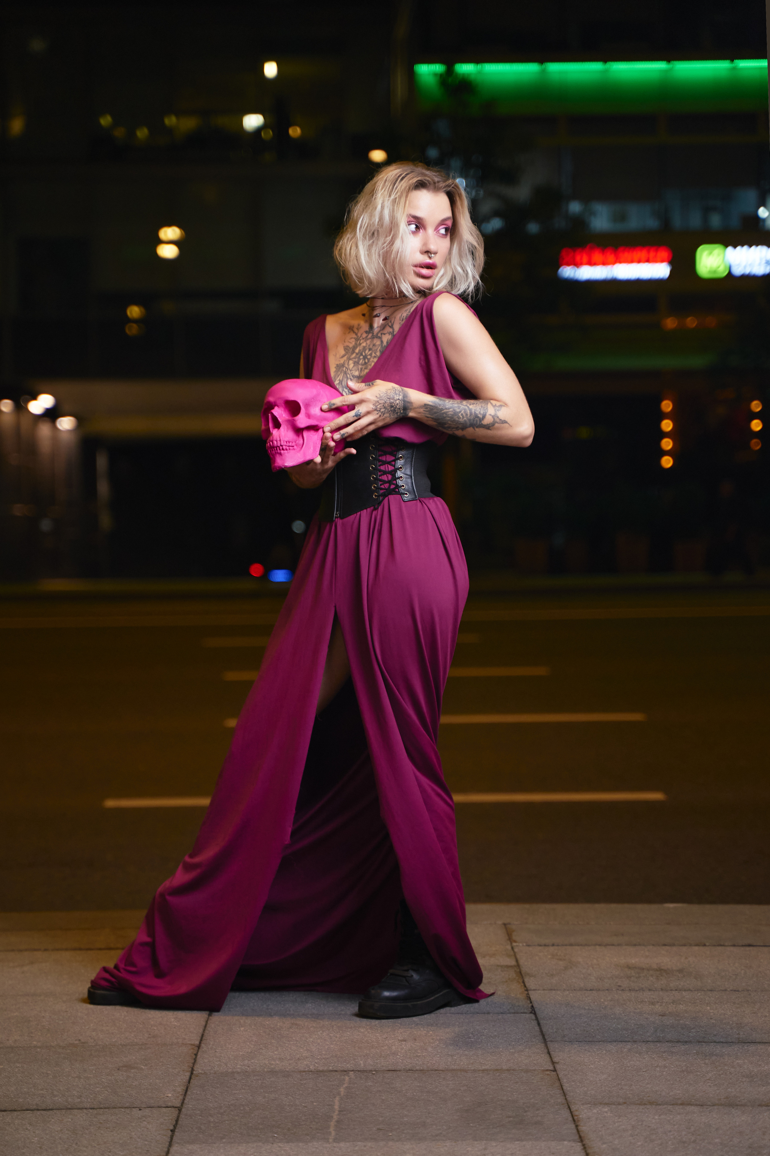 Вечерний стрит с Настей. Фотограф в Москве Михаил Елизарьев