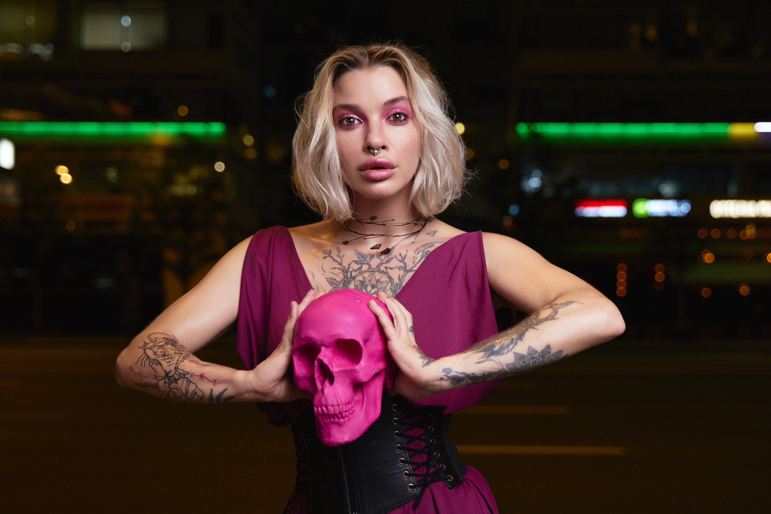 Вечерний стрит с Настей. Фотограф в Москве Михаил Елизарьев