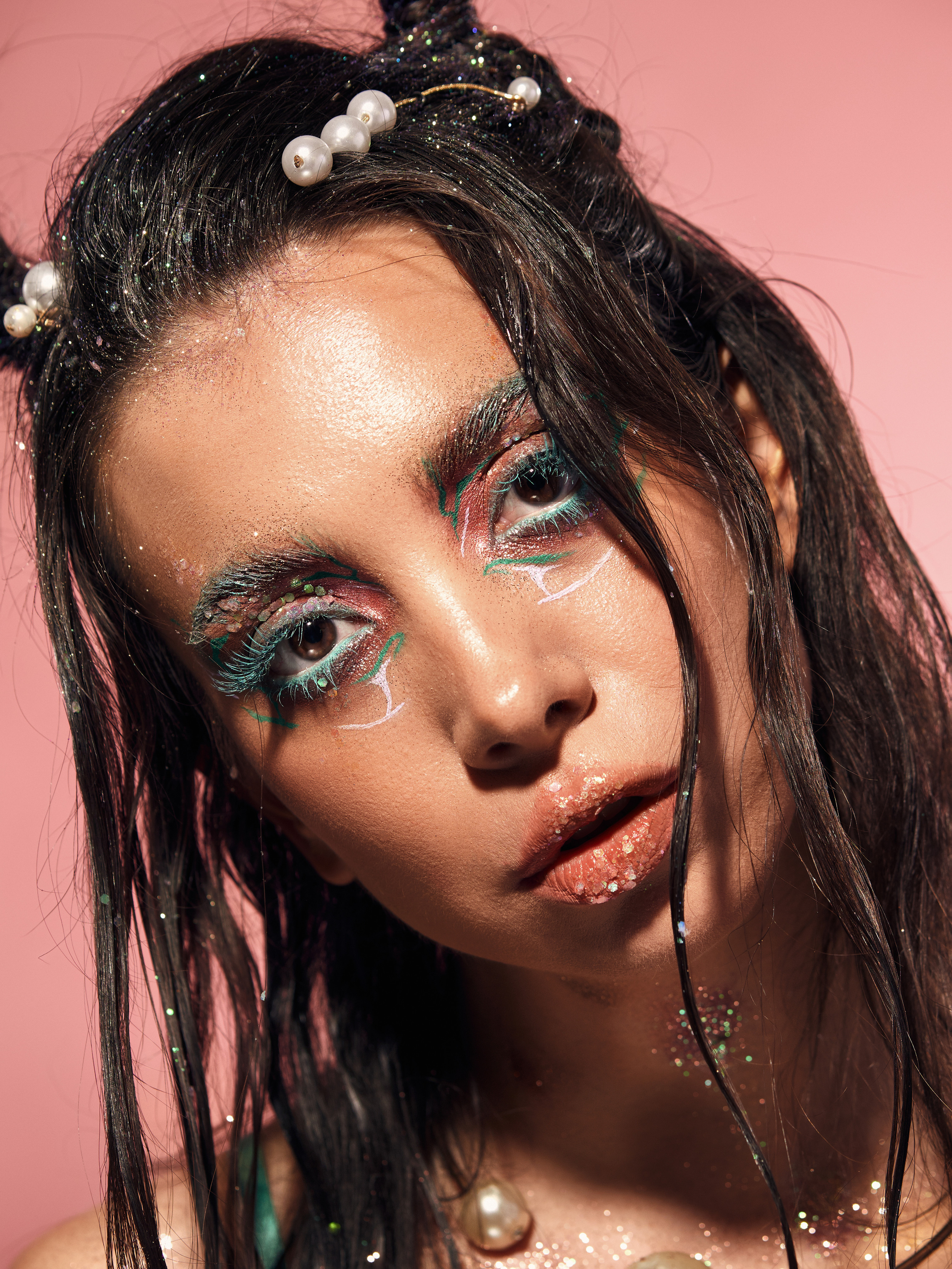 Катя с рожками. Фотограф в Москве Михаил Елизарьев