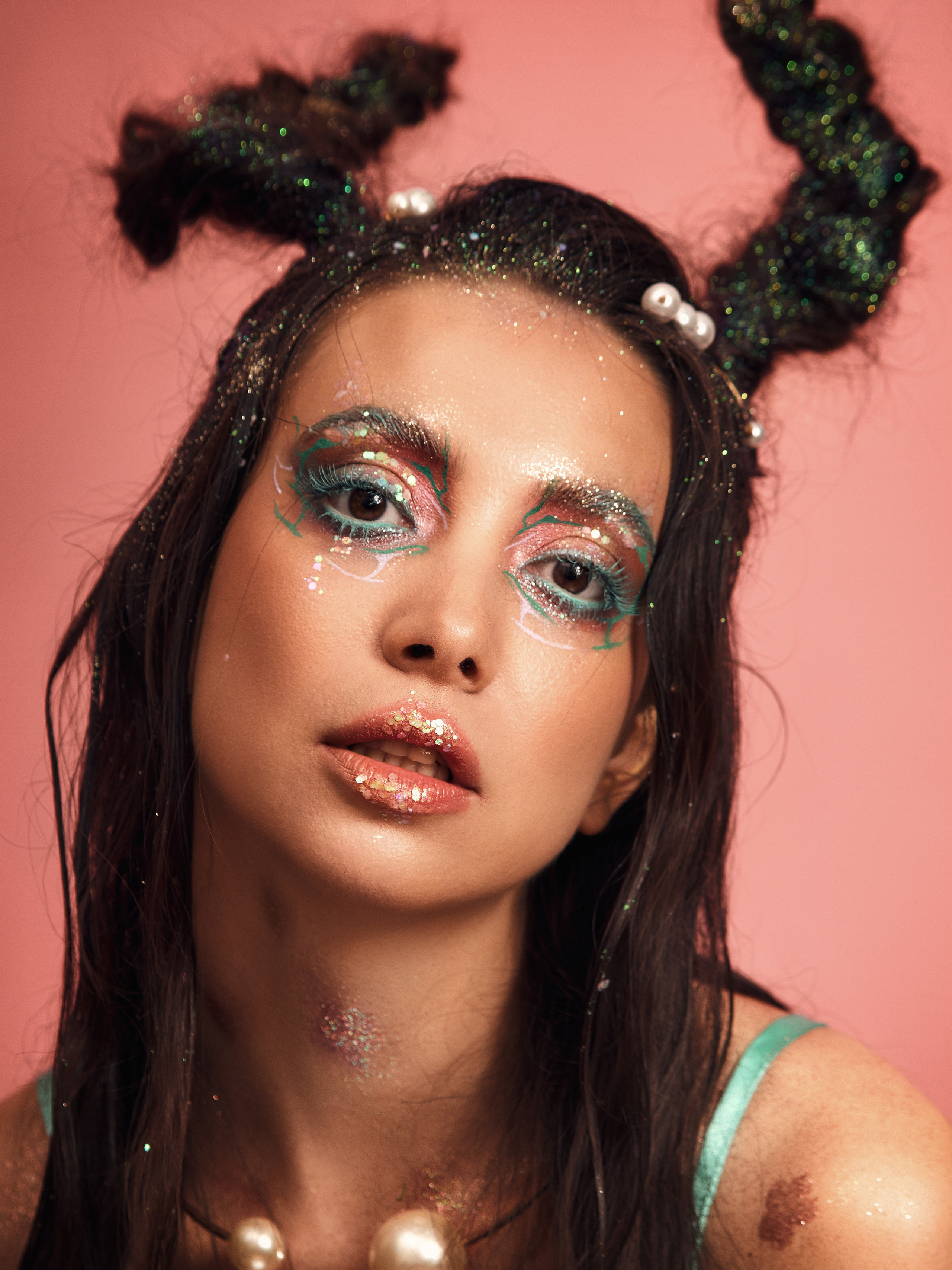 Катя с рожками. Фотограф в Москве Михаил Елизарьев