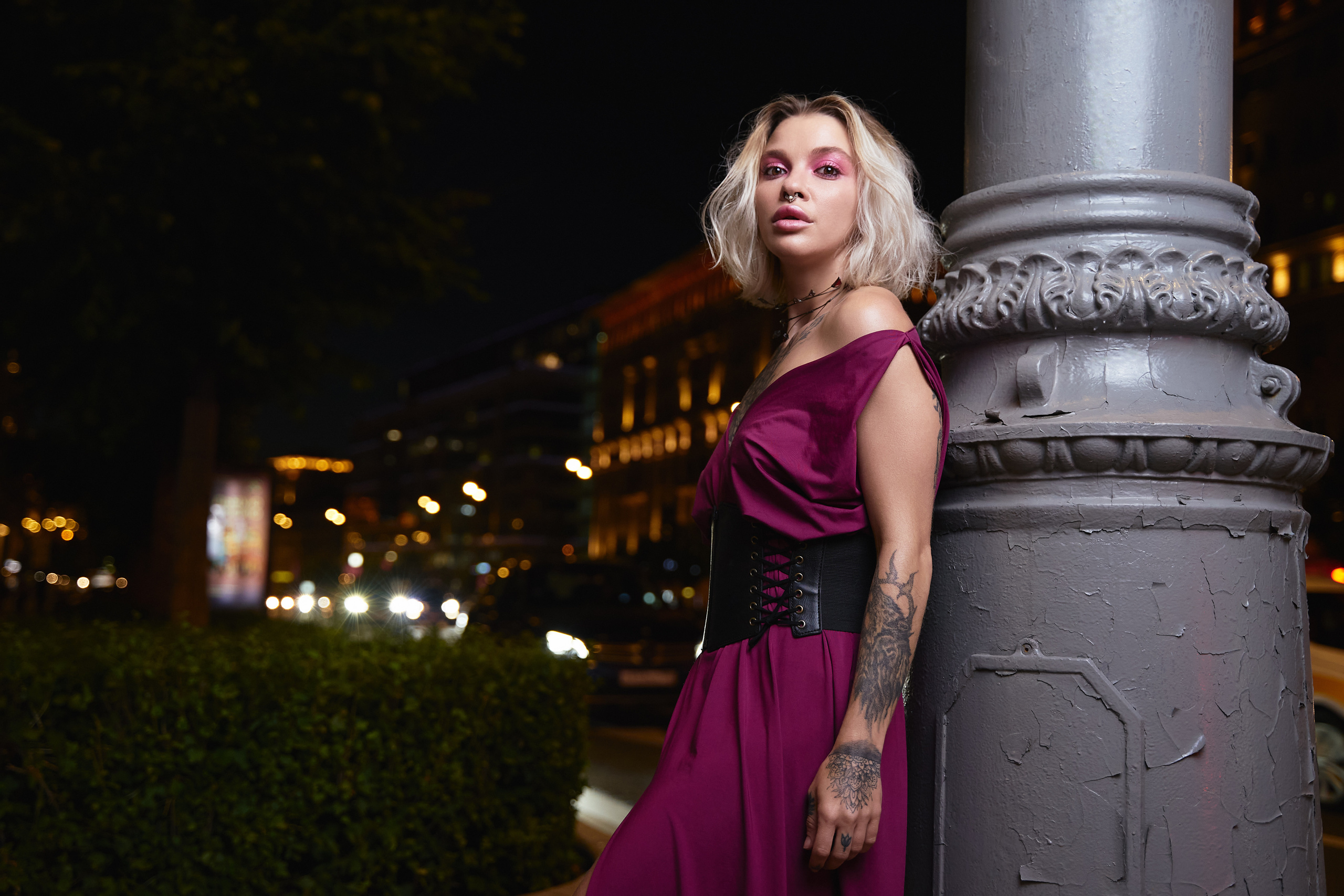 Вечерний стрит с Настей. Фотограф в Москве Михаил Елизарьев