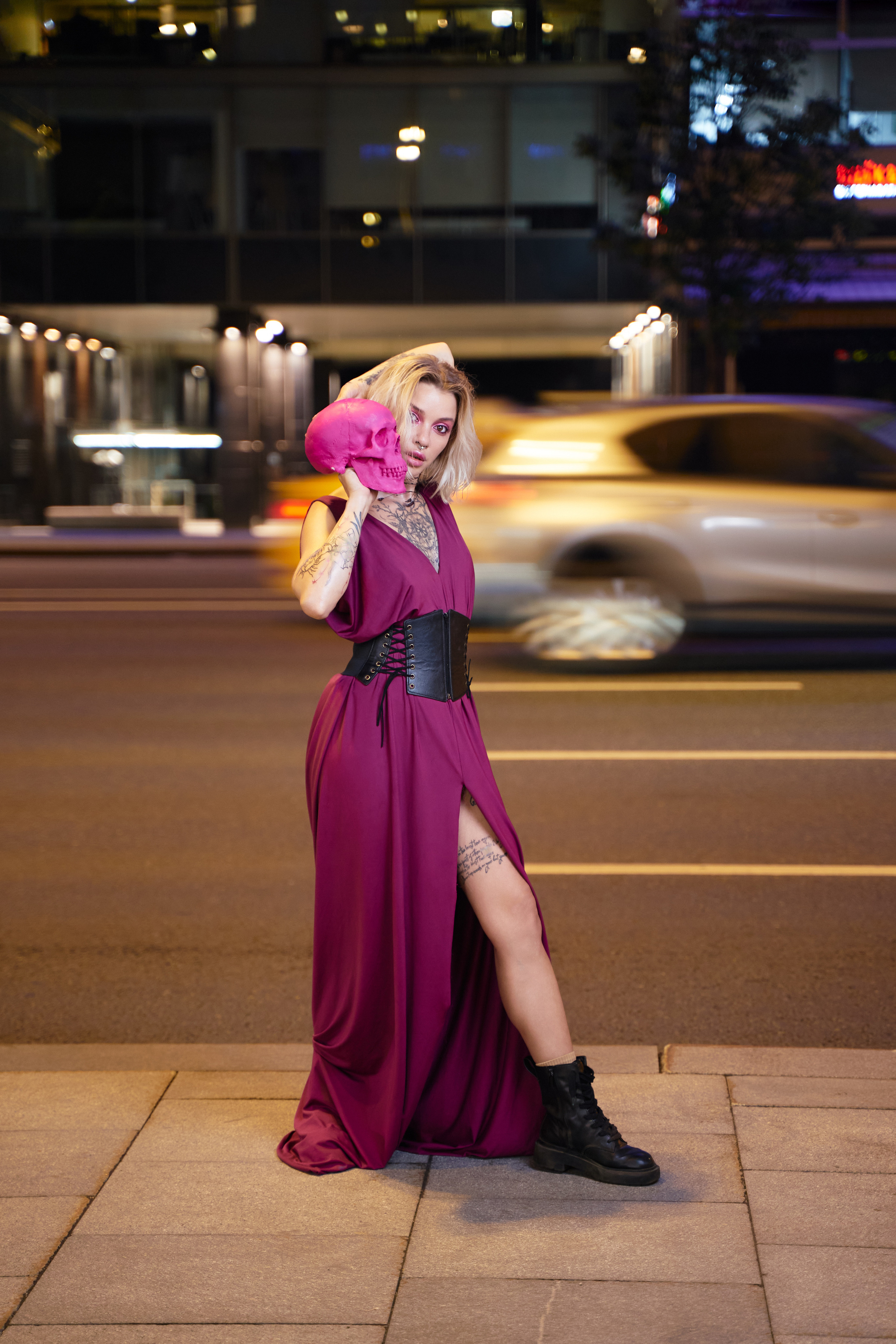 Вечерний стрит с Настей. Фотограф в Москве Михаил Елизарьев