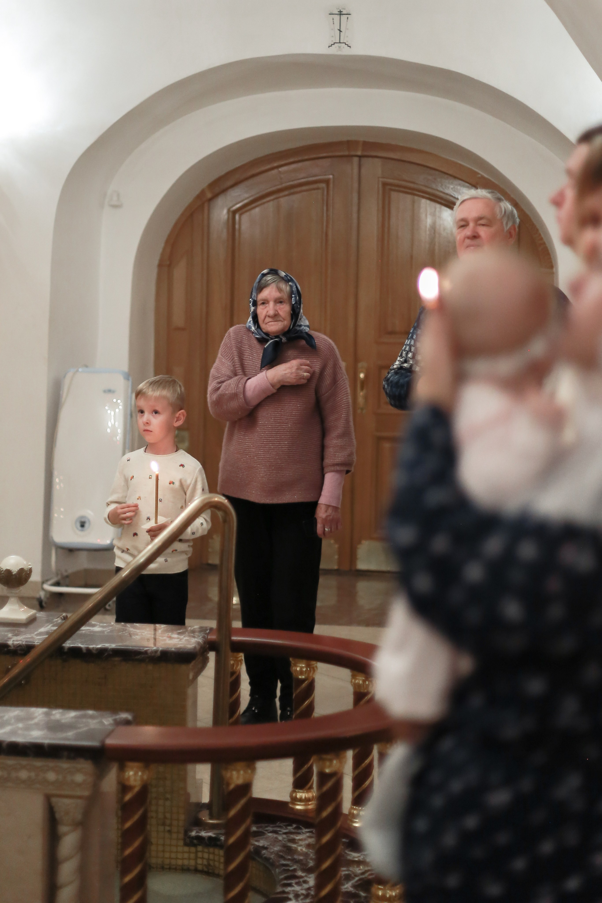 Крещение Машеньки. Храм Живоначальной Троицы в Останкино. Антонина Морозова, профессиональный семейный фотограф видеограф