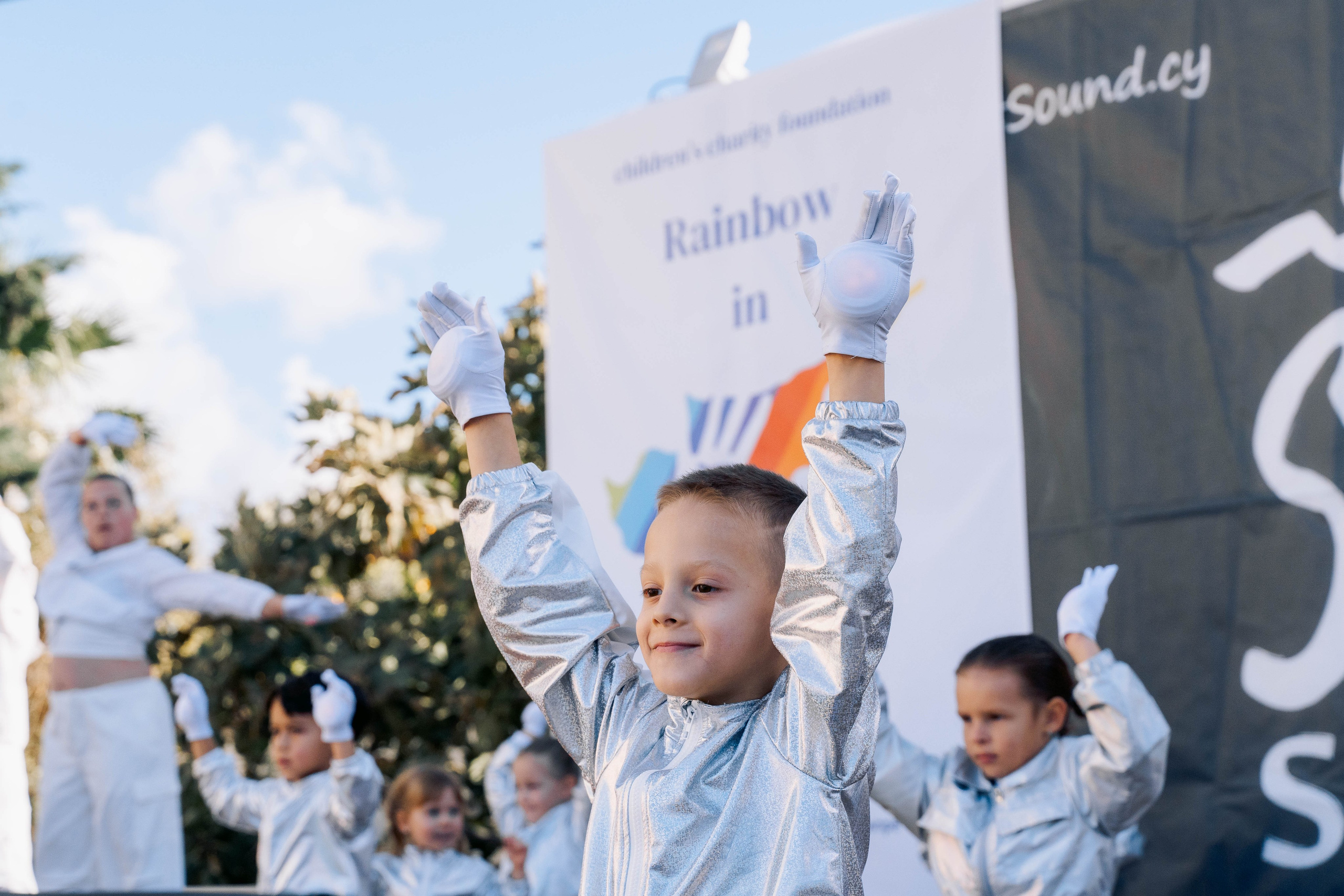 Новогодняя ярмарка от БФ «Радуга на Кипре». Свадебный и семейный фотограф Ирина Чернова