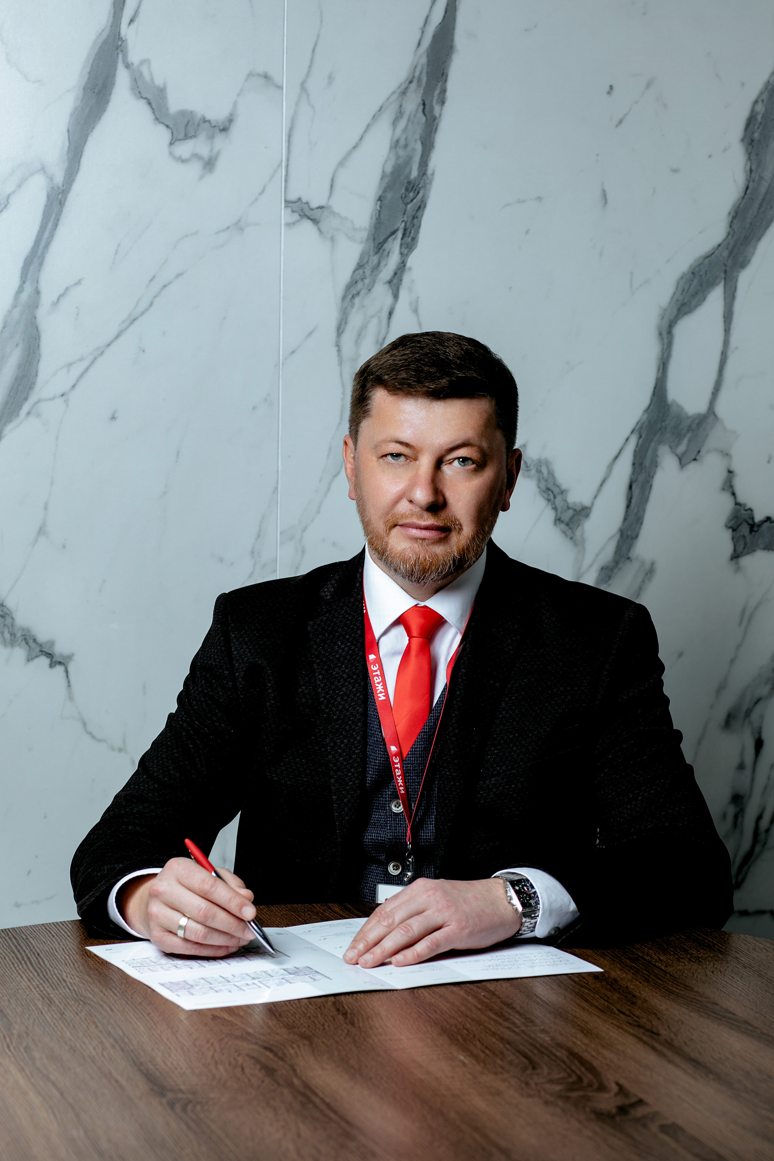 Бизнес портреты для агенства недвижимости. Свадебный фотограф ростов-на-Дону / Сочи / Москва