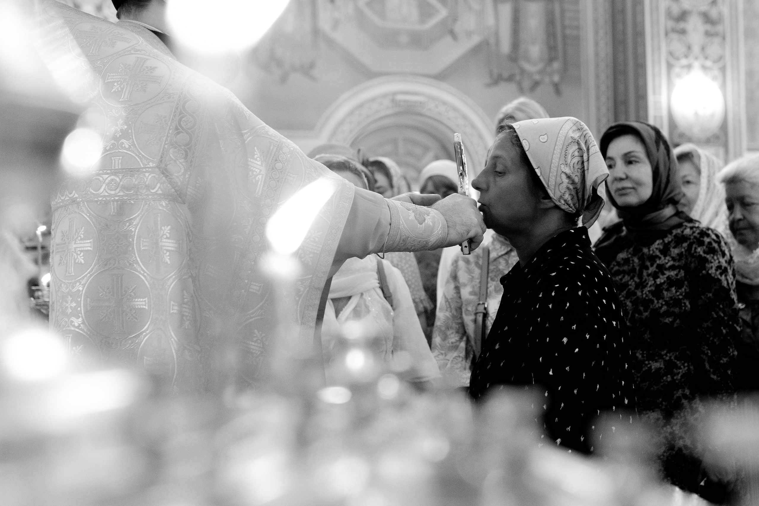 Кафедральный собор Владимира Равноапостольного. Свадебный фотограф ростов-на-Дону / Сочи / Москва