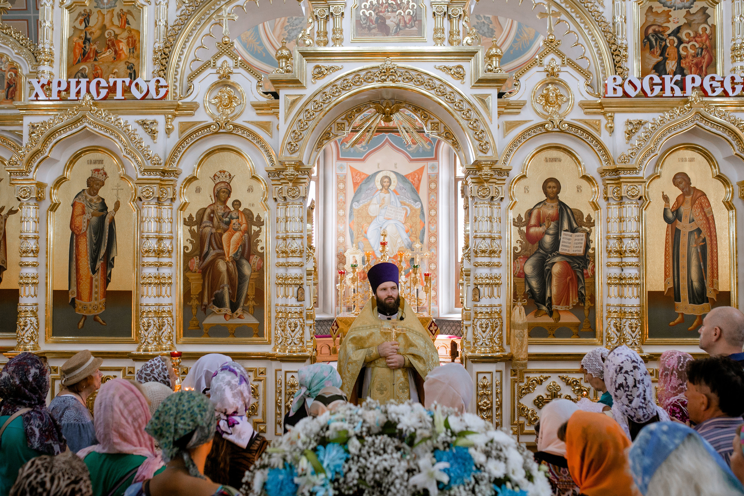 Кафедральный собор Владимира Равноапостольного. Свадебный фотограф ростов-на-Дону / Сочи / Москва