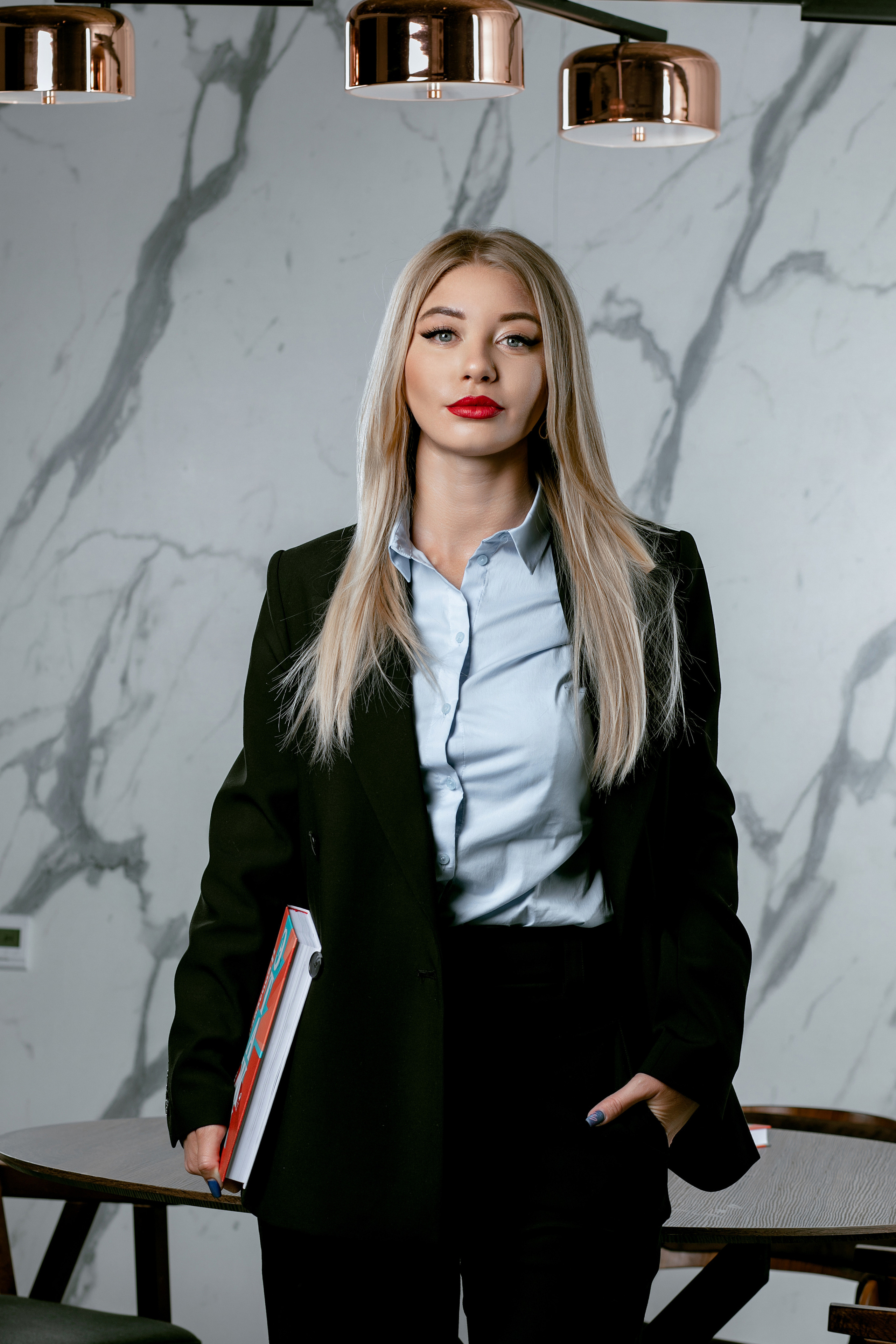 Бизнес портреты для агенства недвижимости. Свадебный фотограф ростов-на-Дону / Сочи / Москва