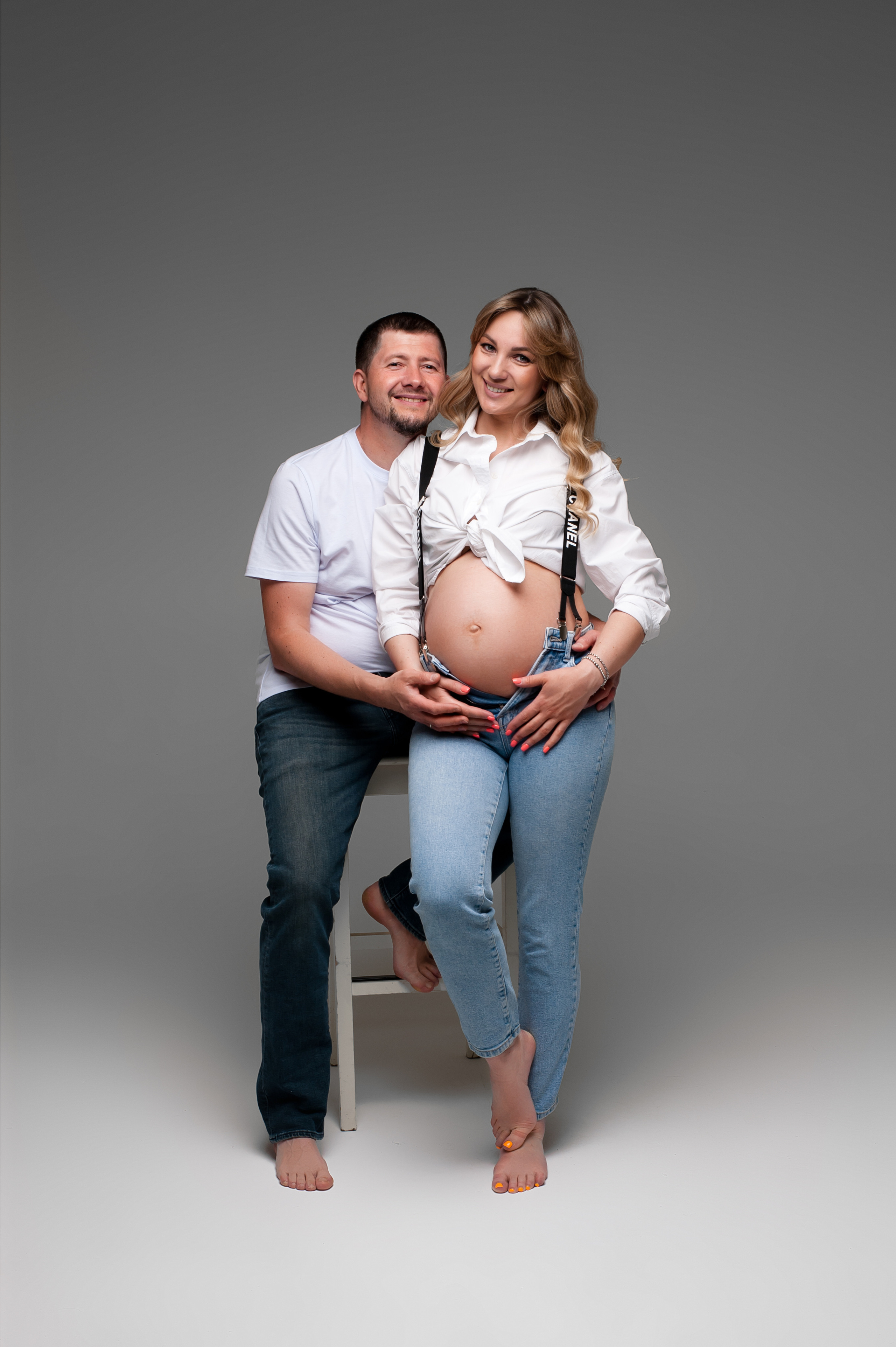 Фотосессия Беременности в Москве в стиле VOGUE "Всё включено". Стильная Фотосессия беременности как с обложки журнала