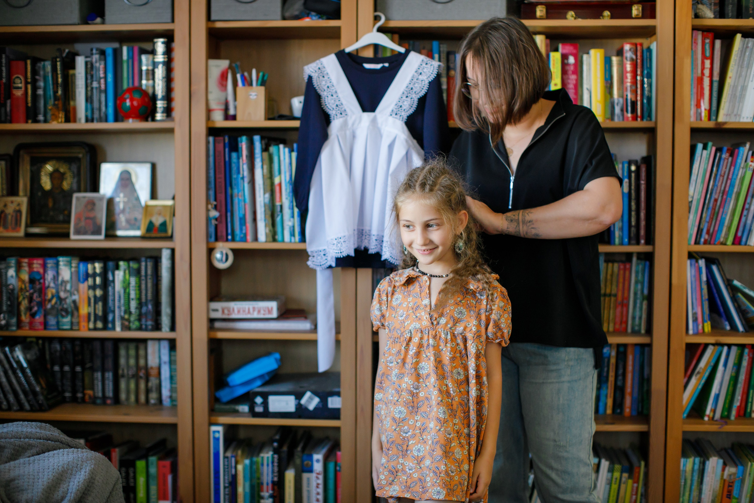 Первоклашка. Как Нюсю в школу провожали. Школьные альбомы, Семейные съемки, Портреты, Фотограф Елена Кузнецова