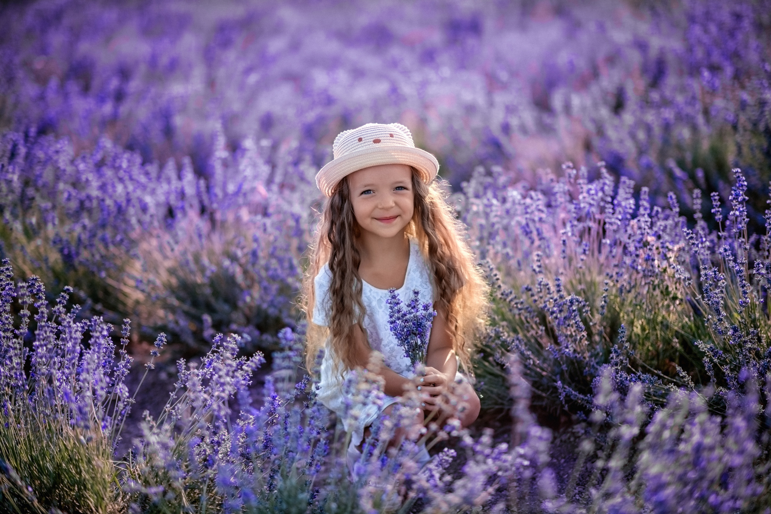 Фотосессия в лаванде. Свадебный и семейный фотограф и видеограф, Крым, Москва, Санкт -Петербург