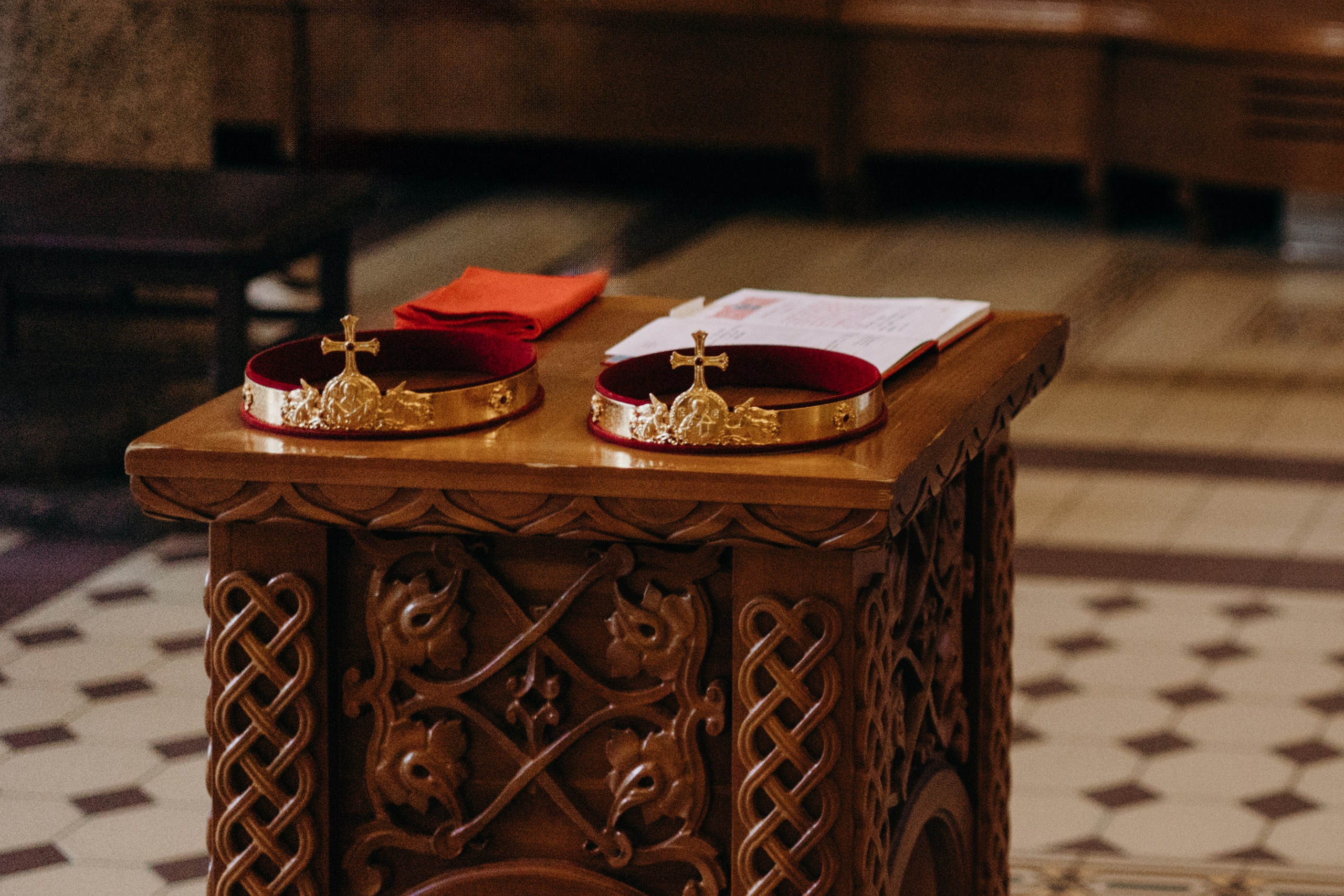 Венчание Храм-Иоанна Предтечи. Фотограф свадебный семейный в Красноярске Шукшина Наталья