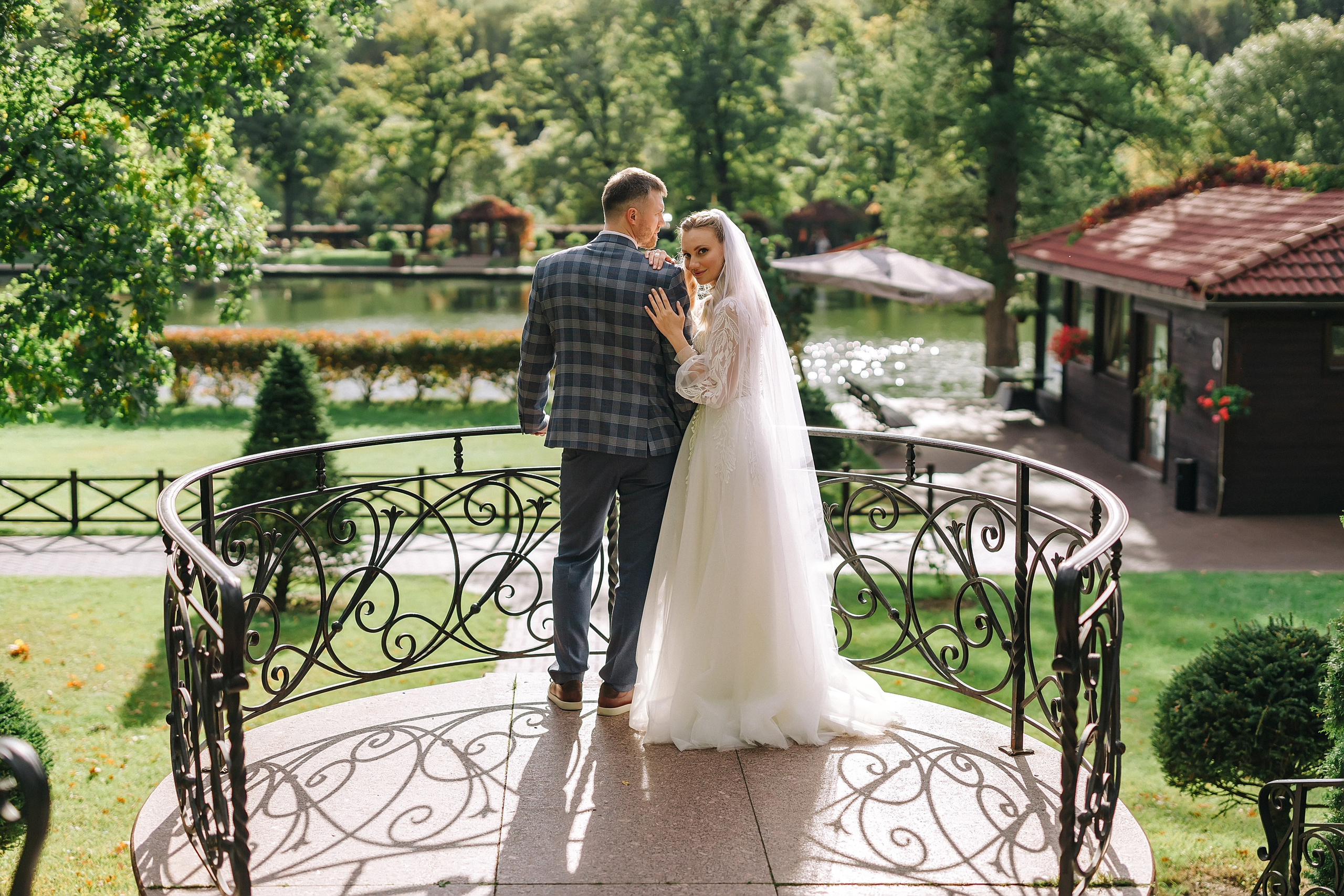 Чувства. Александр Антонов. Профессиональный свадебный, репортажный фотограф в Москве, Подольске. Фото+Видео на любой праздник