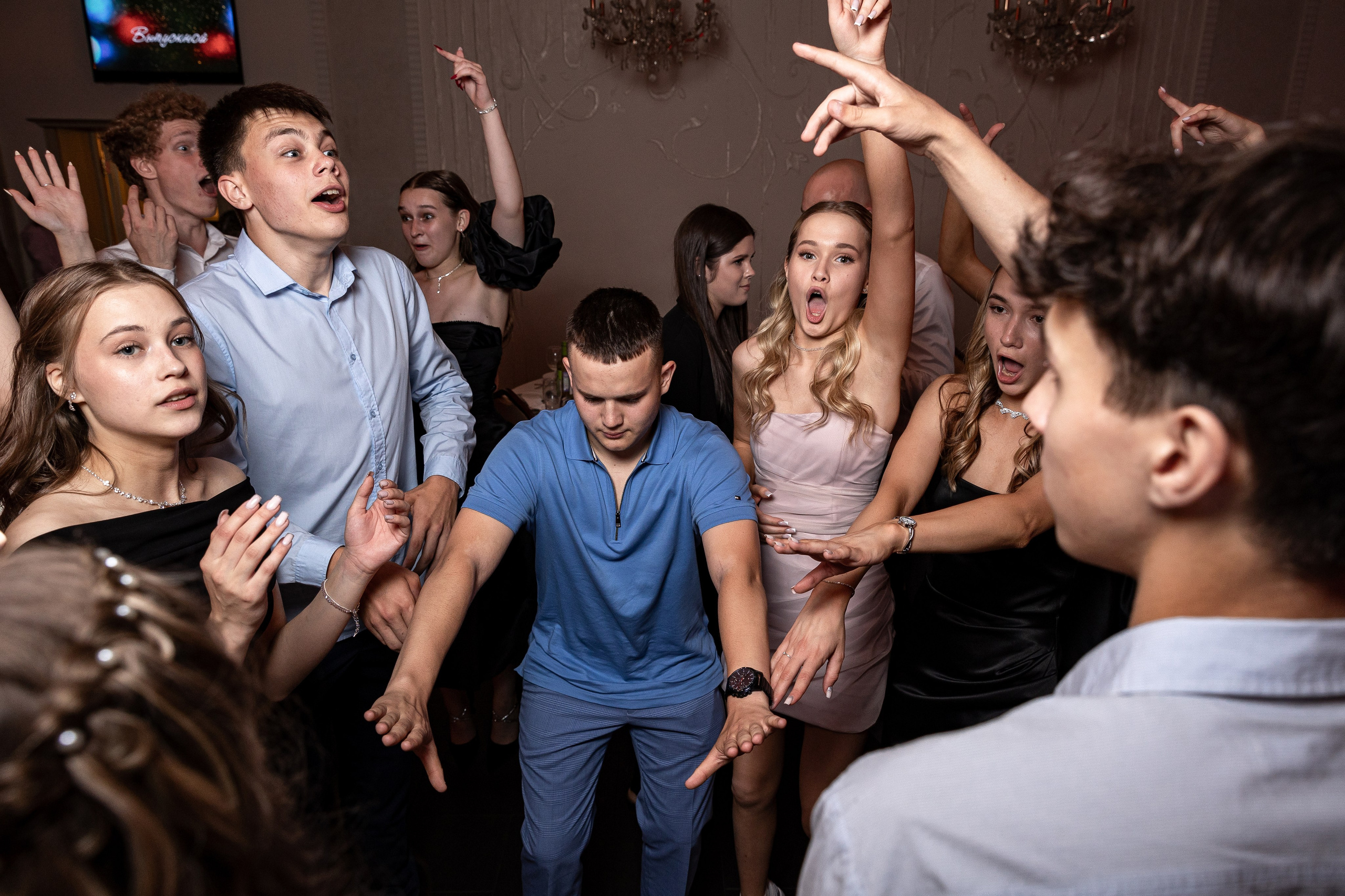 Фотосъемка Дней рождений, выпускных, юбилеев, праздников, корпоративов. Свадебный и семейный фотограф в Ярославле Александр Лобков