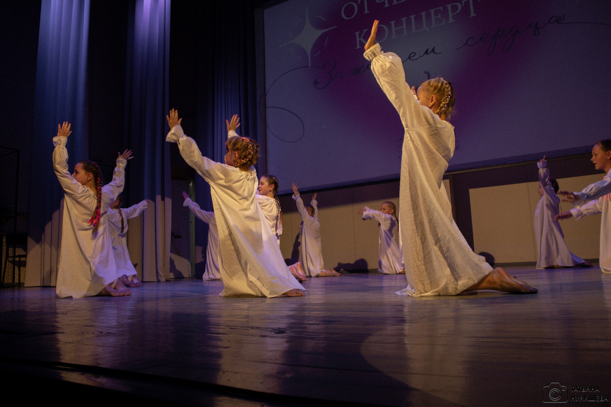 Отчетный концерт танцевальной студии Алины Литвиновой. Свадебный и семейный фотограф Татьяна Нуякшева Новоалтайск — Барнаул