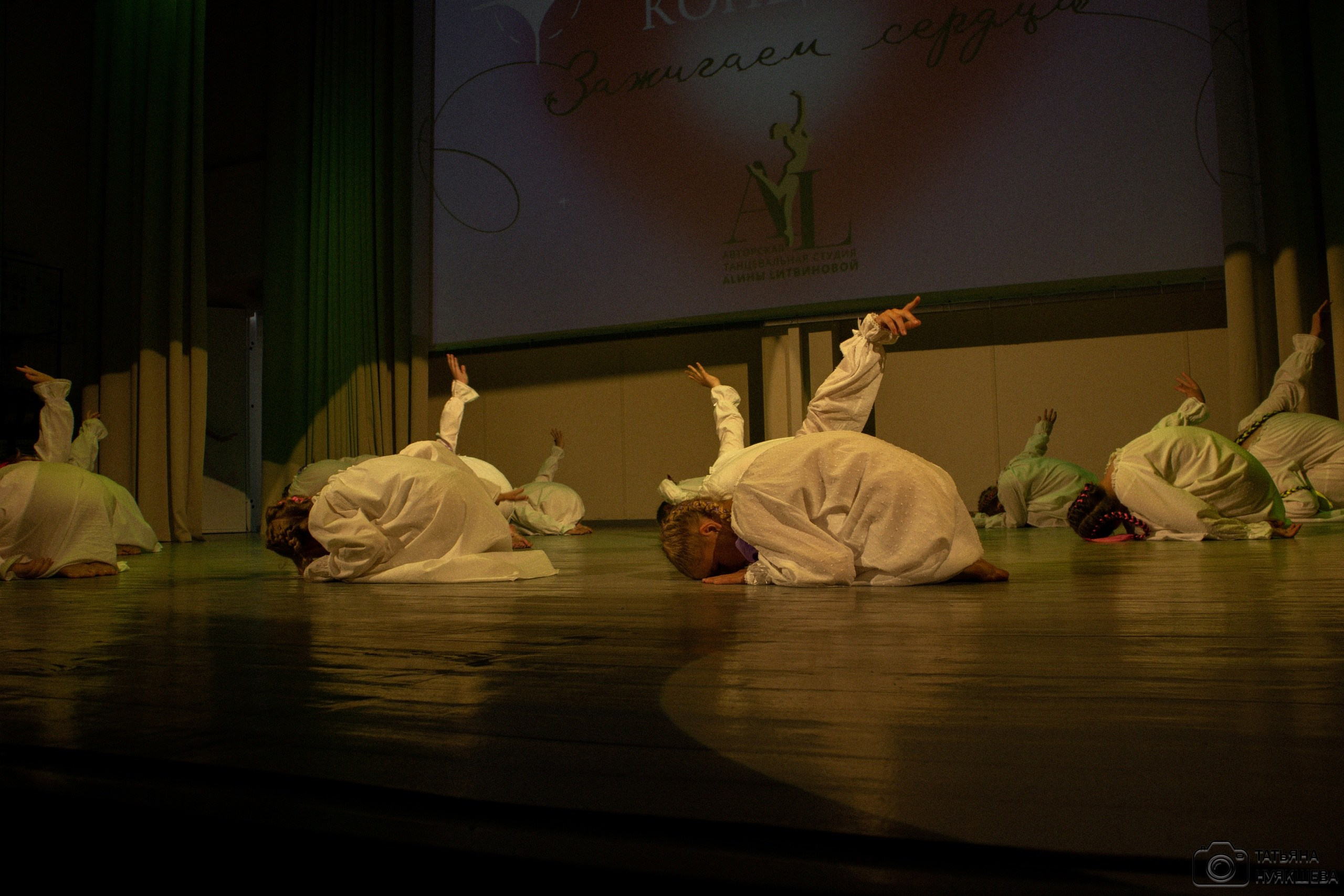 Отчетный концерт танцевальной студии Алины Литвиновой. Свадебный и семейный фотограф Татьяна Нуякшева Новоалтайск — Барнаул